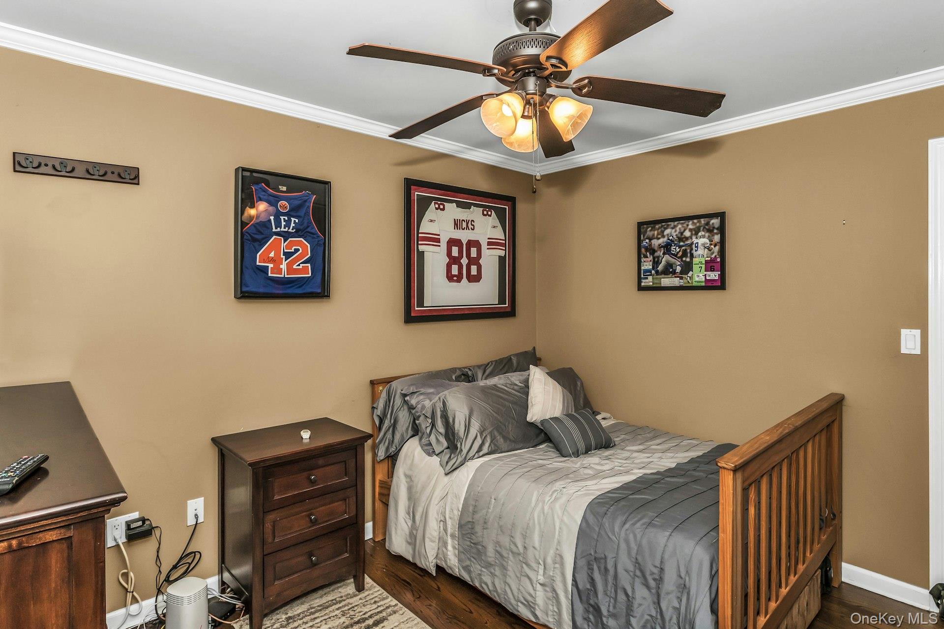 Northport, New York, 11768, United States, 4 Bedrooms Bedrooms, ,3 BathroomsBathrooms,Residential,For Sale,1988277