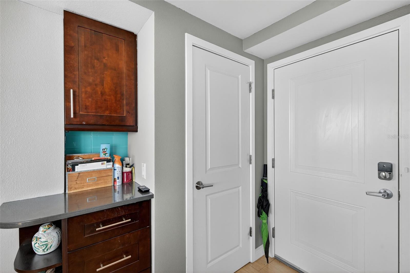 CLEARWATER BEACH, Florida, 33767, United States, 2 Bedrooms Bedrooms, ,2 BathroomsBathrooms,Residential,For Sale,1998949