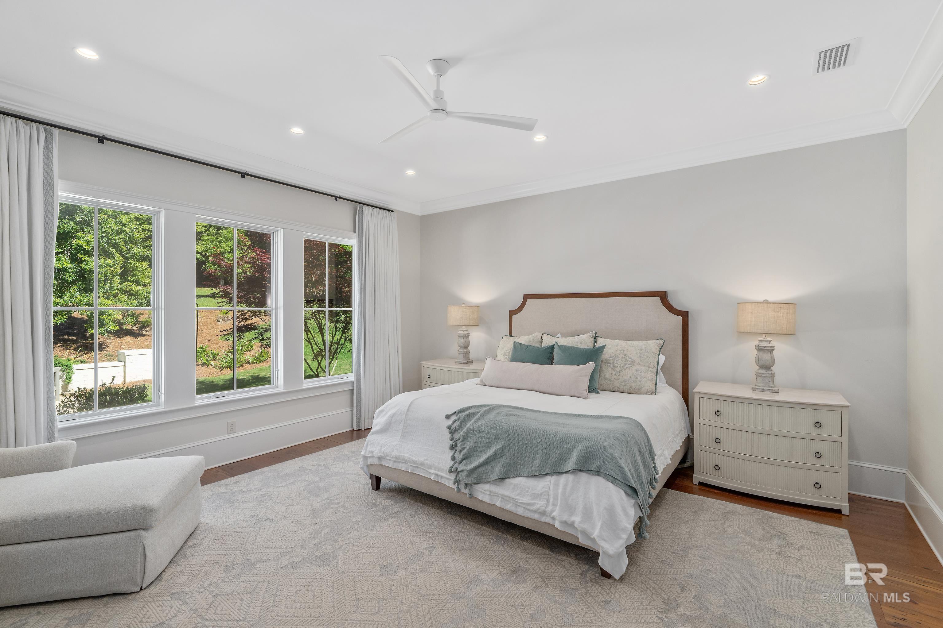 Fairhope, Alabama, 36532, United States, 4 Bedrooms Bedrooms, ,5 BathroomsBathrooms,Residential,For Sale,1805402