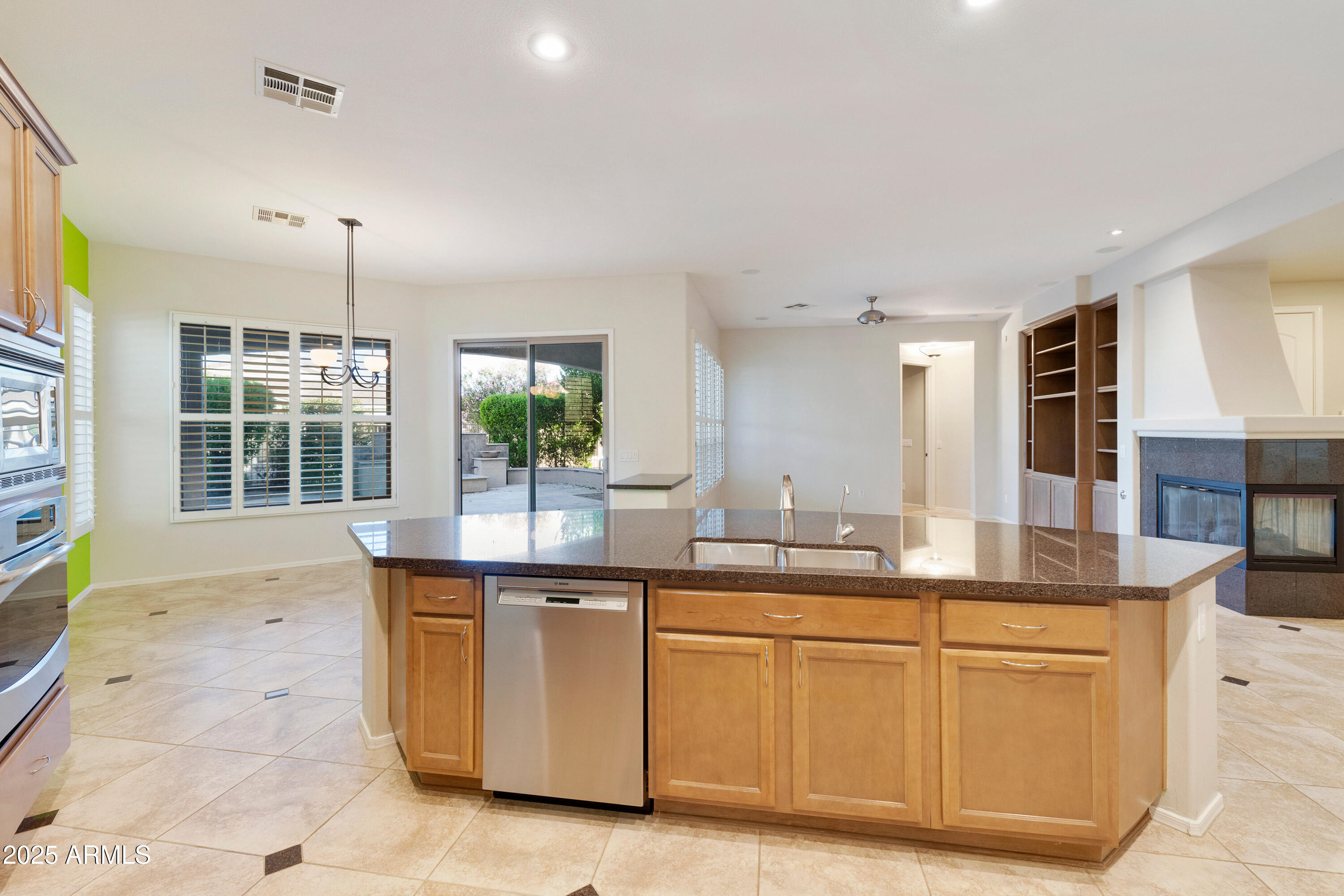 Gilbert, Arizona, 85298, United States, 2 Bedrooms Bedrooms, ,2 BathroomsBathrooms,Residential,For Sale,1993246