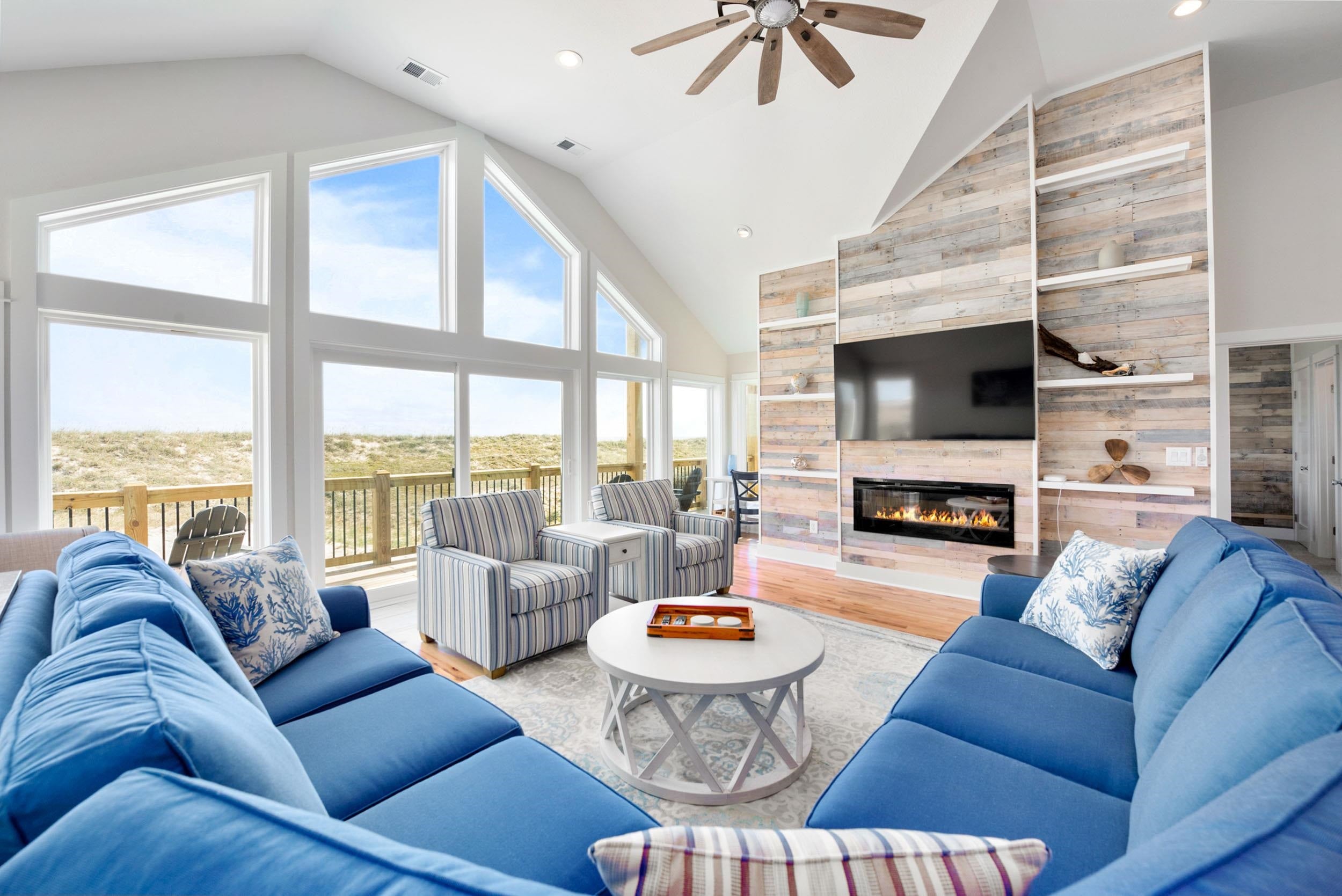 Corolla, North Carolina, 27927, United States, 12 Bedrooms Bedrooms, ,12 BathroomsBathrooms,Residential,For Sale,1980657