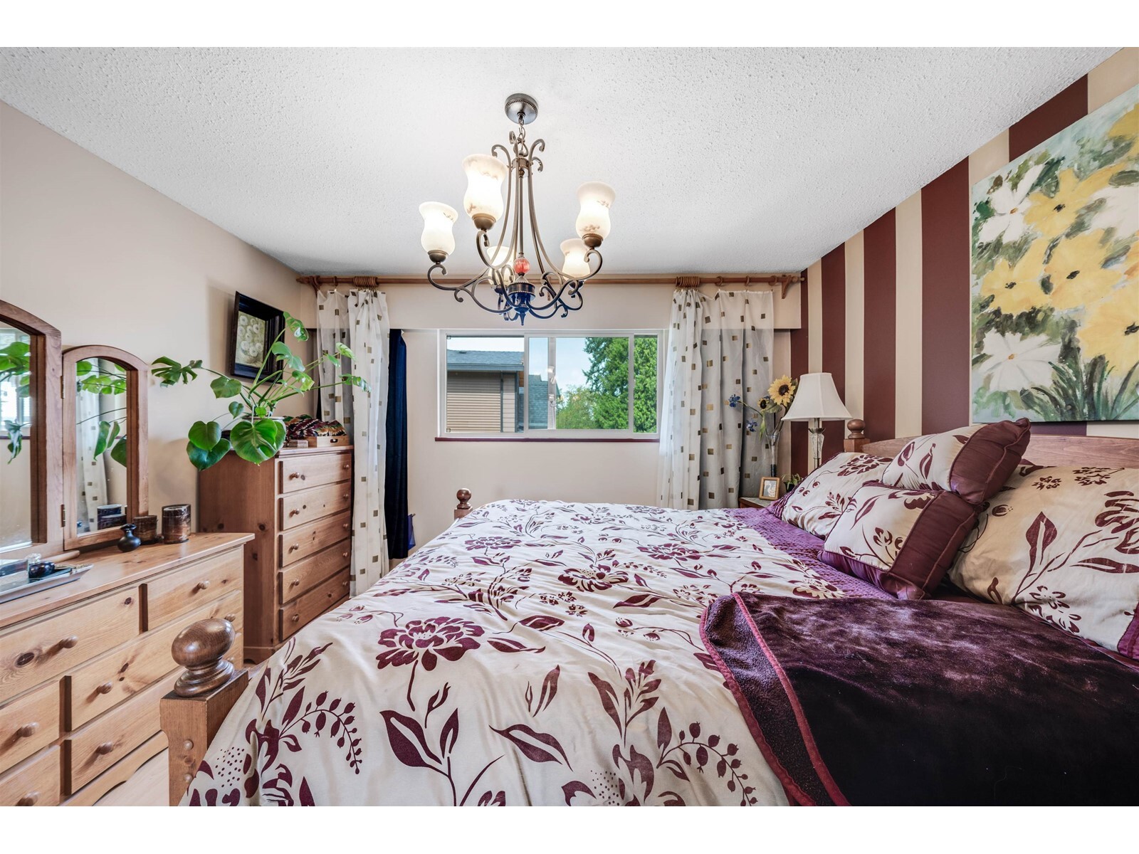 SURREY, British Columbia, V3W 5K1, CA, 4 Bedrooms Bedrooms, ,2 BathroomsBathrooms,Residential,For Sale,1949897