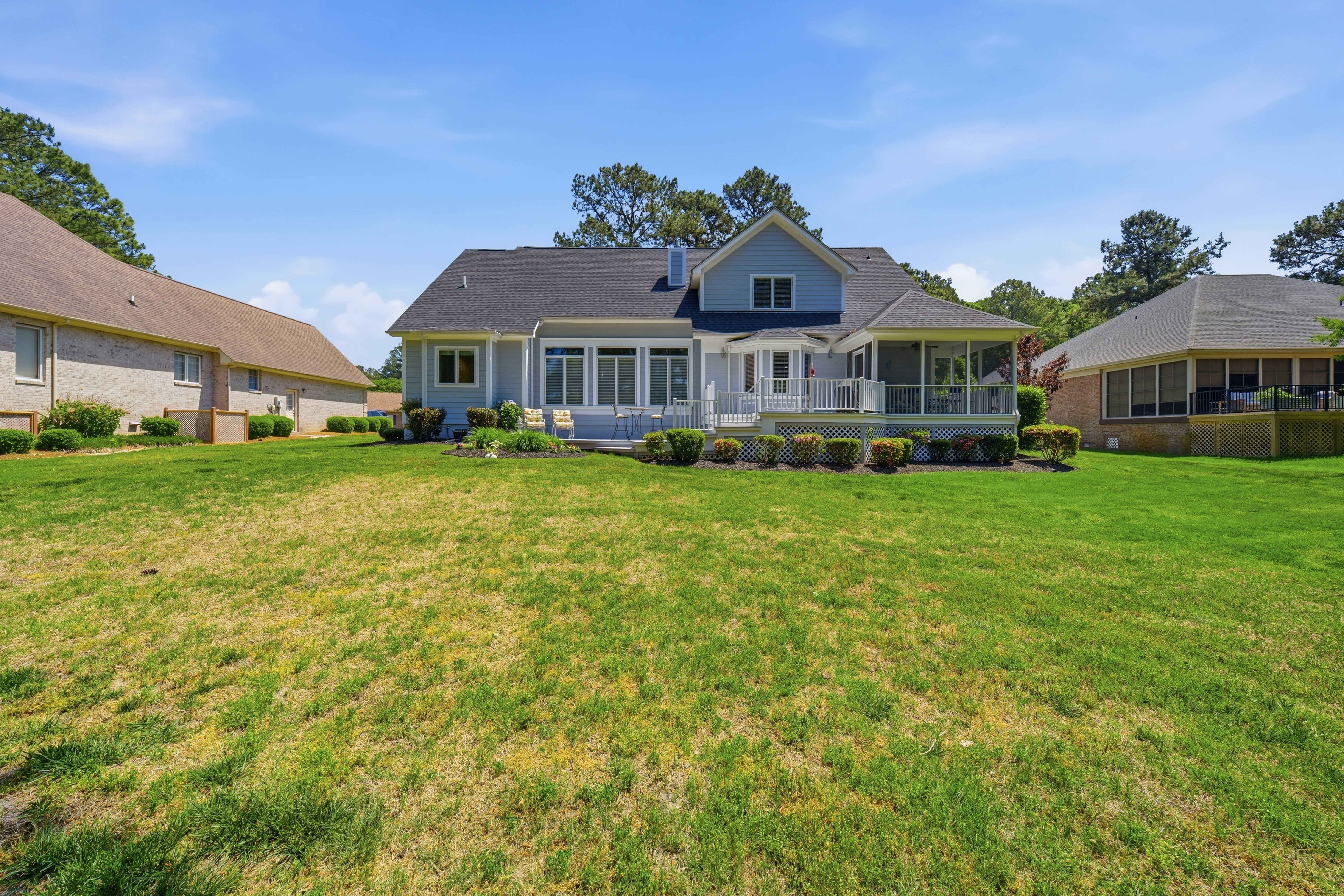  CUSTOM HOME WITH GOLF COURSE VIEW - 物件實景