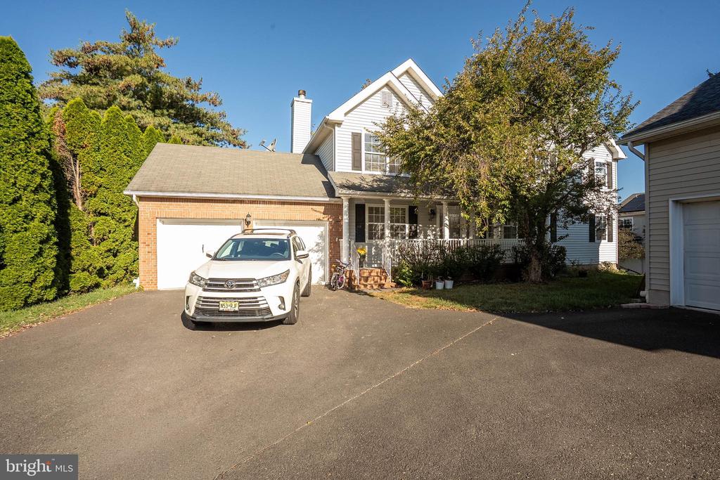 Hillsborough, New Jersey, 08844, United States, 3 Bedrooms Bedrooms, ,4 BathroomsBathrooms,Residential,For Sale,1981552