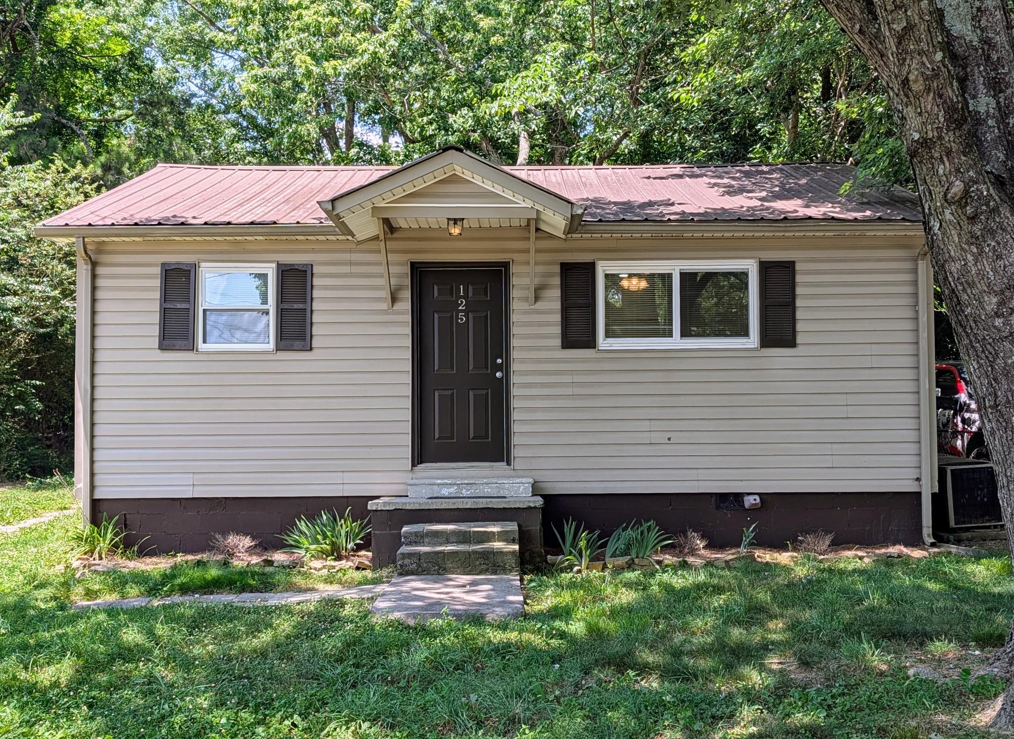 Dixie Dr, Cleveland, TN 37323