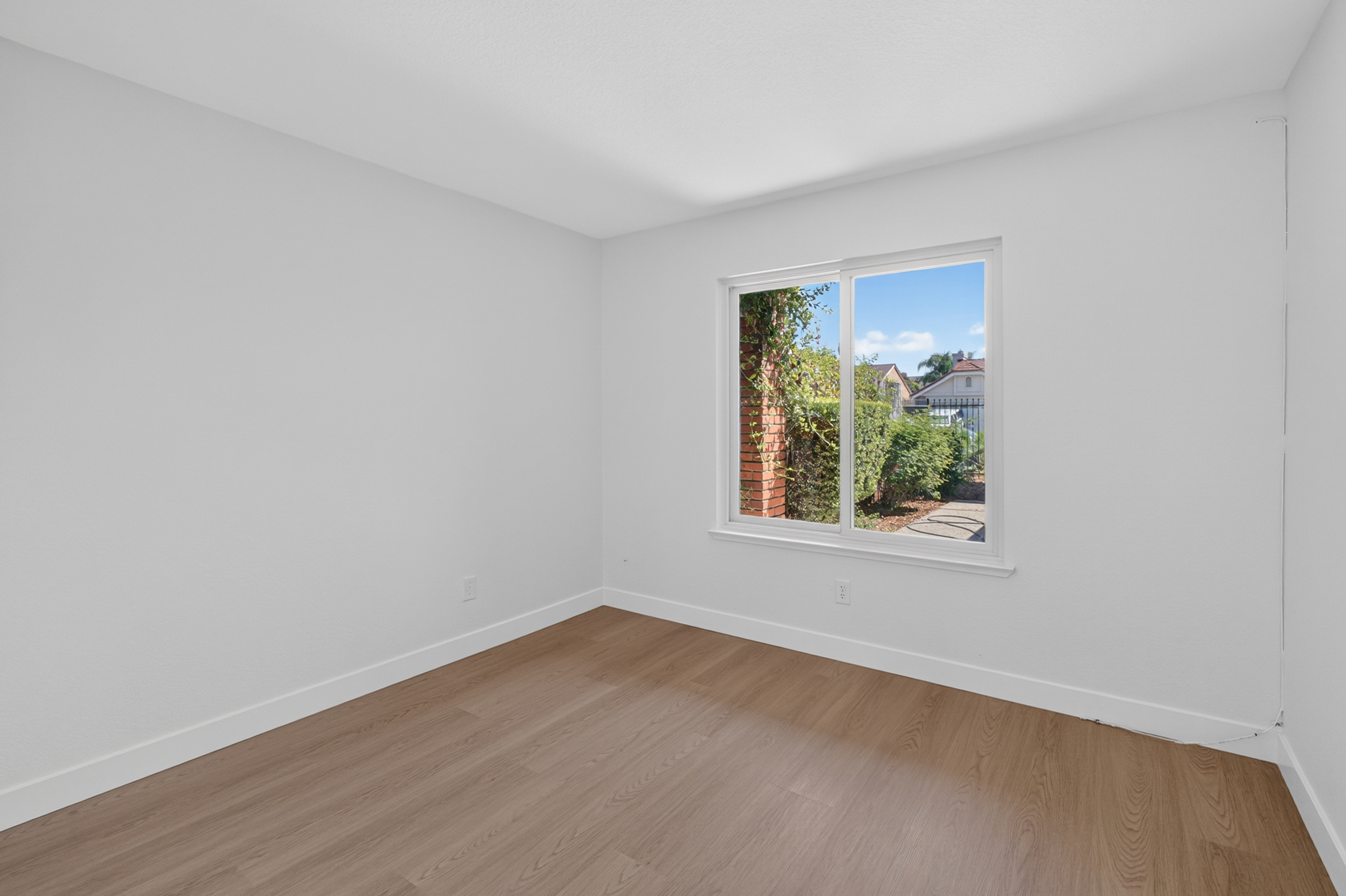  8048 Cardale Way, Sacramento, CA 95829 - 物件實景