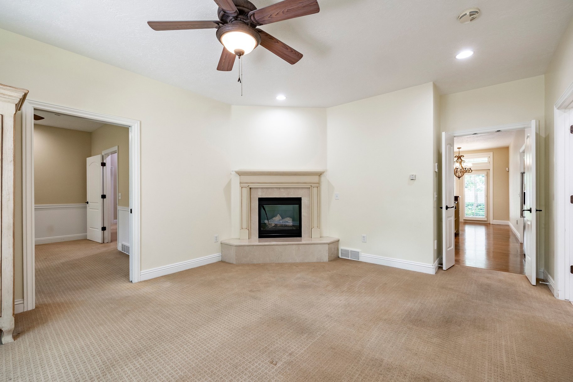  Private Gated Cottonwood Heights Retreat With Seasonal Stream & Mountain views - 物件實景