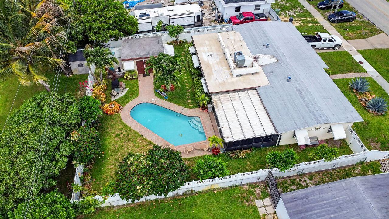 Palm Springs, Florida, 33461, United States, 3 Bedrooms Bedrooms, ,2 BathroomsBathrooms,Residential,For Sale,1901355