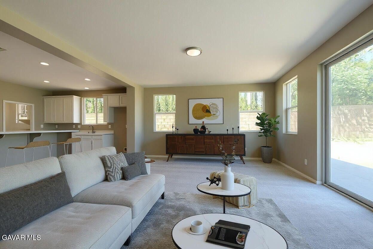 Palmdale, California, 93551, United States, 5 Bedrooms Bedrooms, ,3 BathroomsBathrooms,Residential,For Sale,2049343