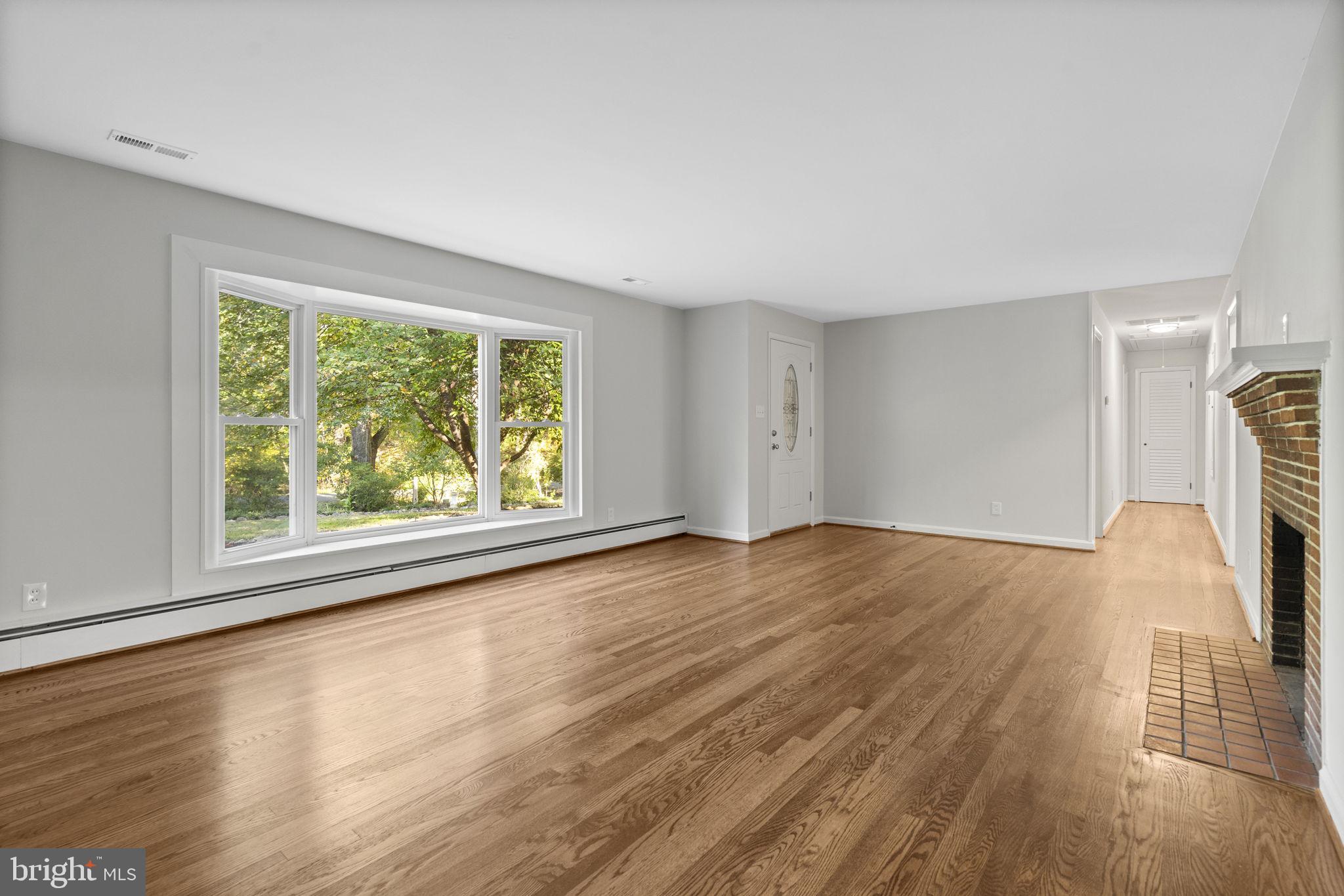 Warrenton, Virginia, 20187, United States, 3 Bedrooms Bedrooms, ,2 BathroomsBathrooms,Residential,For Sale,1977434