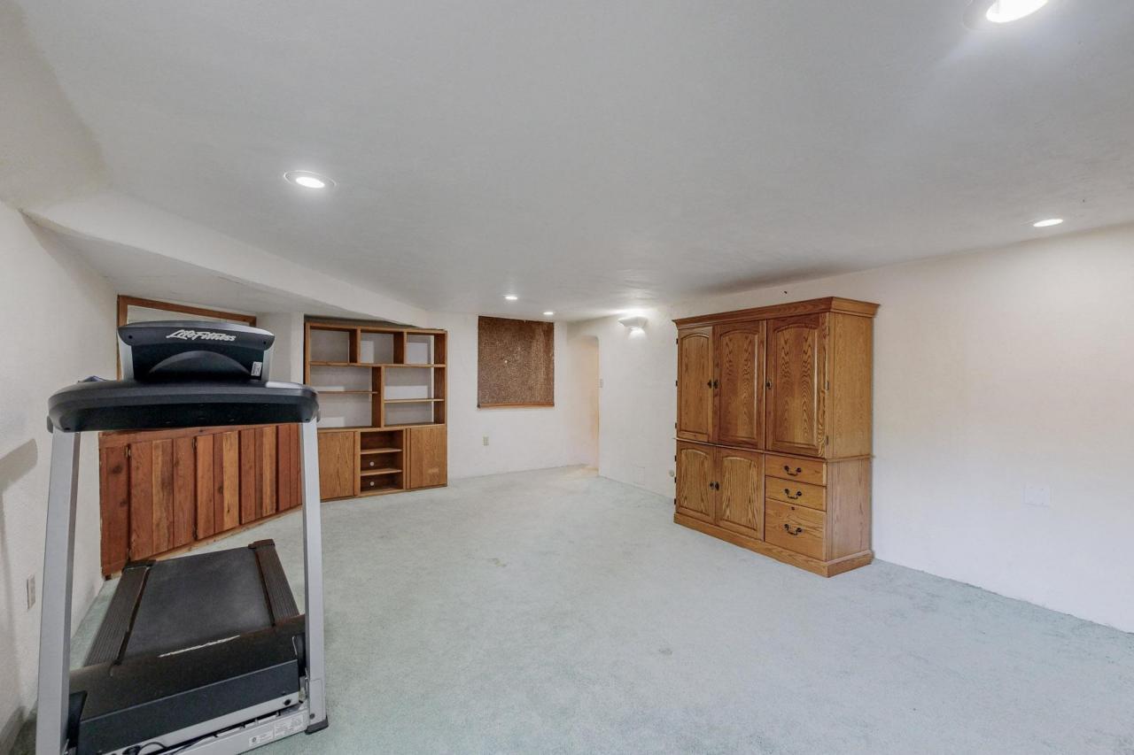 30 Apache Creek, Santa Fe, New Mexico, 87505, United States, 5 Bedrooms Bedrooms, ,4 BathroomsBathrooms,Residential,For Sale,30 Apache Creek,1591905