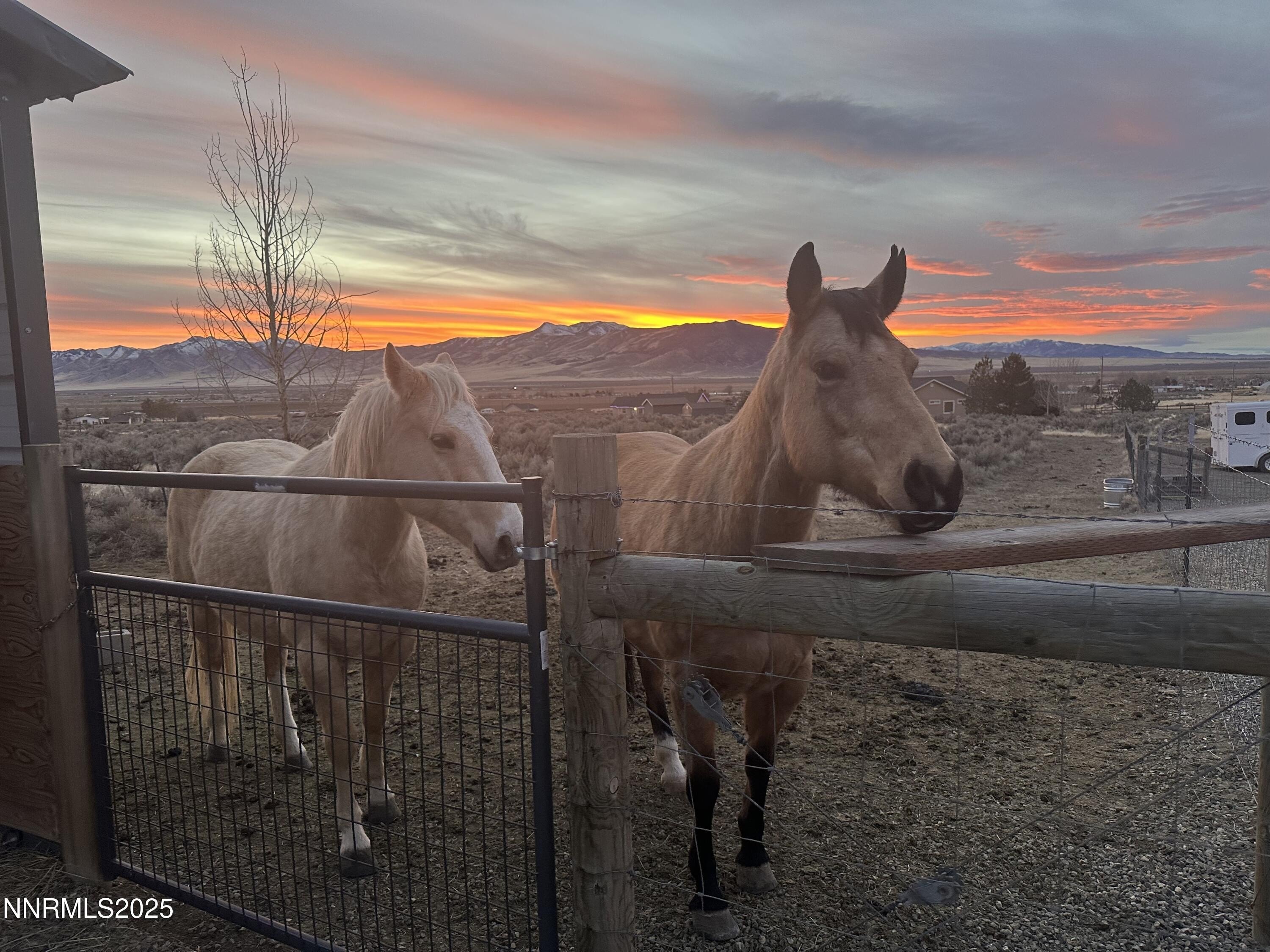 Winnemucca, Nevada, 89445, United States, 4 Bedrooms Bedrooms, ,2 BathroomsBathrooms,Residential,For Sale,1982205