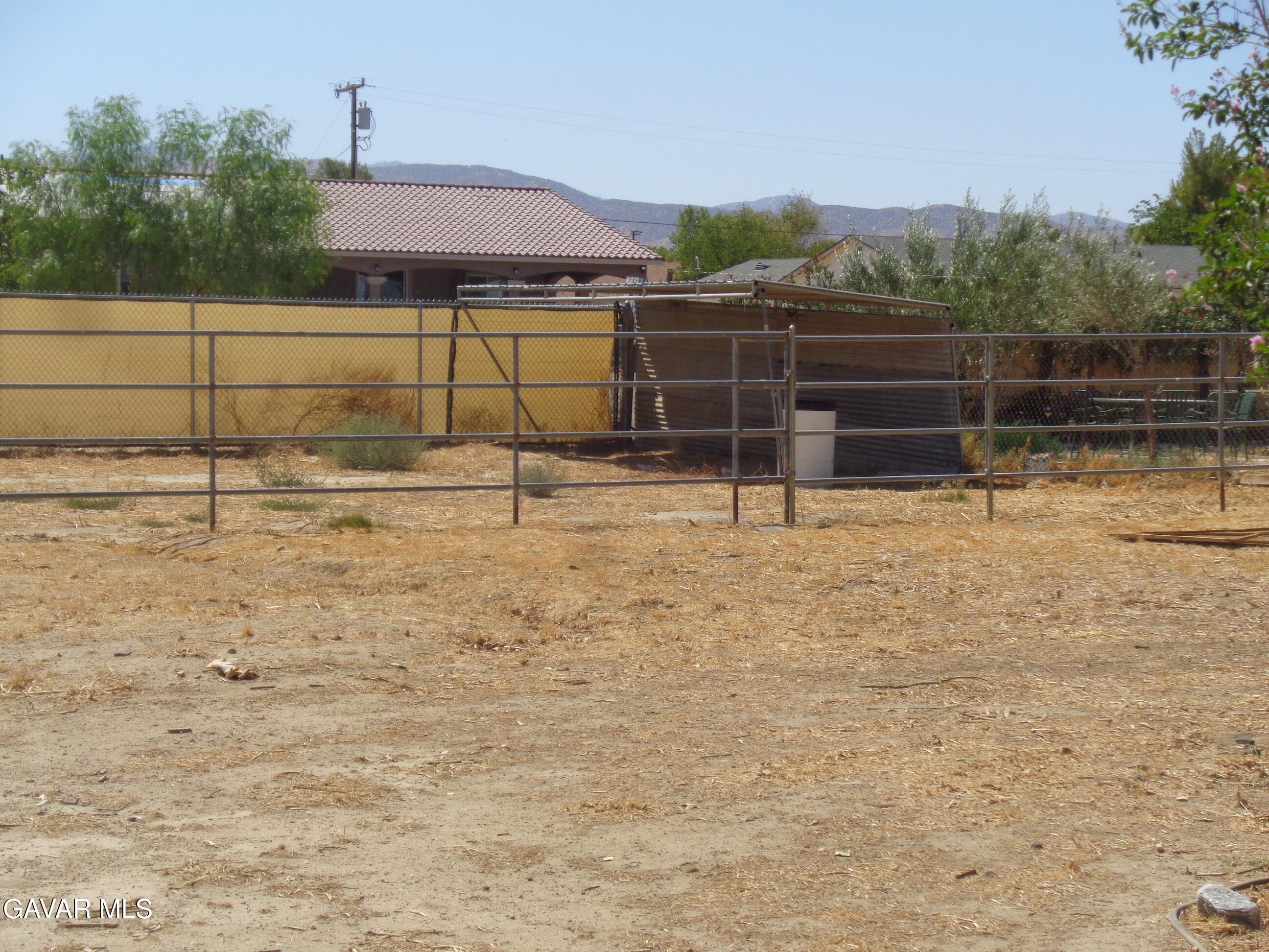 Littlerock, California, 93543, United States, 5 Bedrooms Bedrooms, ,1 BathroomBathrooms,Residential,For Sale,1975101