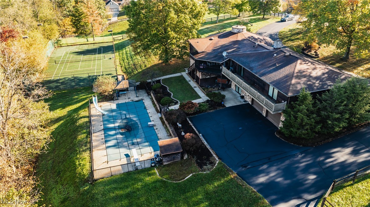 72 W Wildwood Drive, Parkersburg, West Virginia, 26101, United States, 4 Bedrooms Bedrooms, ,4 BathroomsBathrooms,Residential,For Sale,72 W Wildwood Drive,1675092