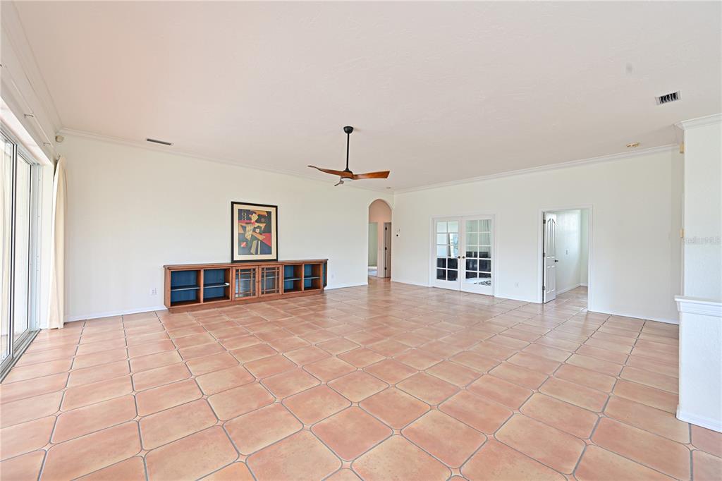 Bradenton, Florida, 34203, United States, 2 Bedrooms Bedrooms, ,3 BathroomsBathrooms,Residential,For Sale,1958401
