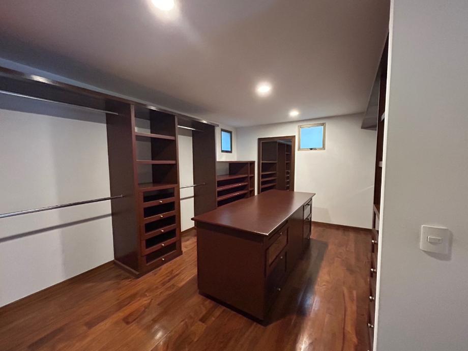 Álvaro Obregón, Ciudad de México, 01376, Mexico, 3 Bedrooms Bedrooms, ,3 BathroomsBathrooms,Residential,For Sale,1917121