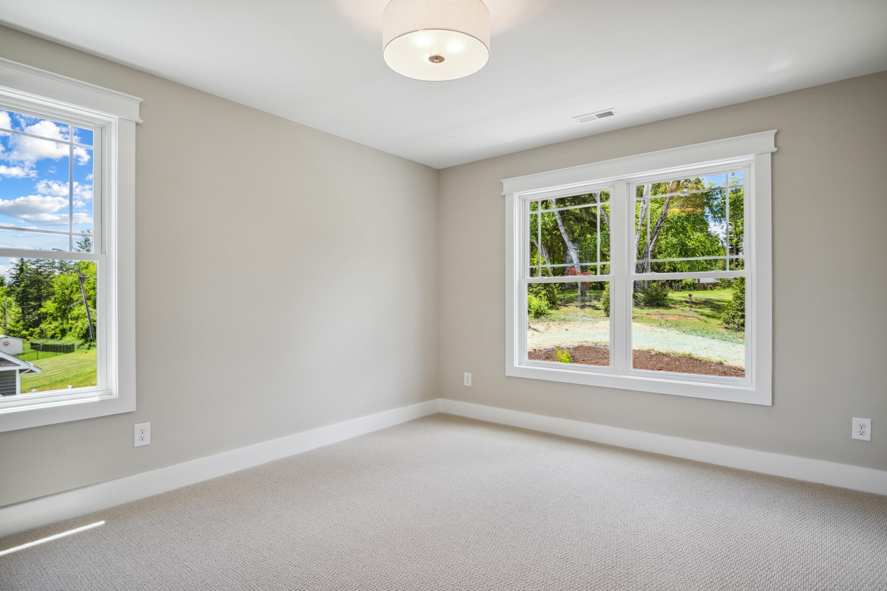 Blacksburg, Virginia, 24060, United States, 4 Bedrooms Bedrooms, ,4 BathroomsBathrooms,Residential,For Sale,1838349
