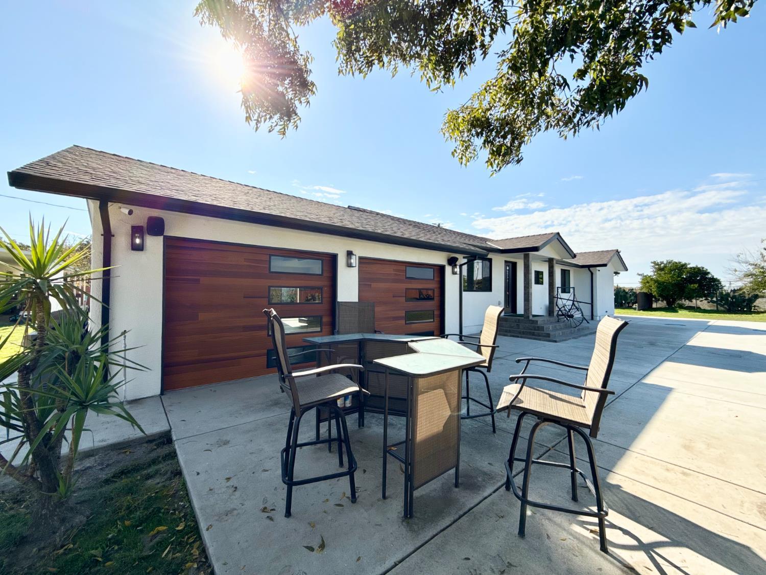 Chowchilla, California, 93610, United States, 3 Bedrooms Bedrooms, ,2 BathroomsBathrooms,Residential,For Sale,1993828