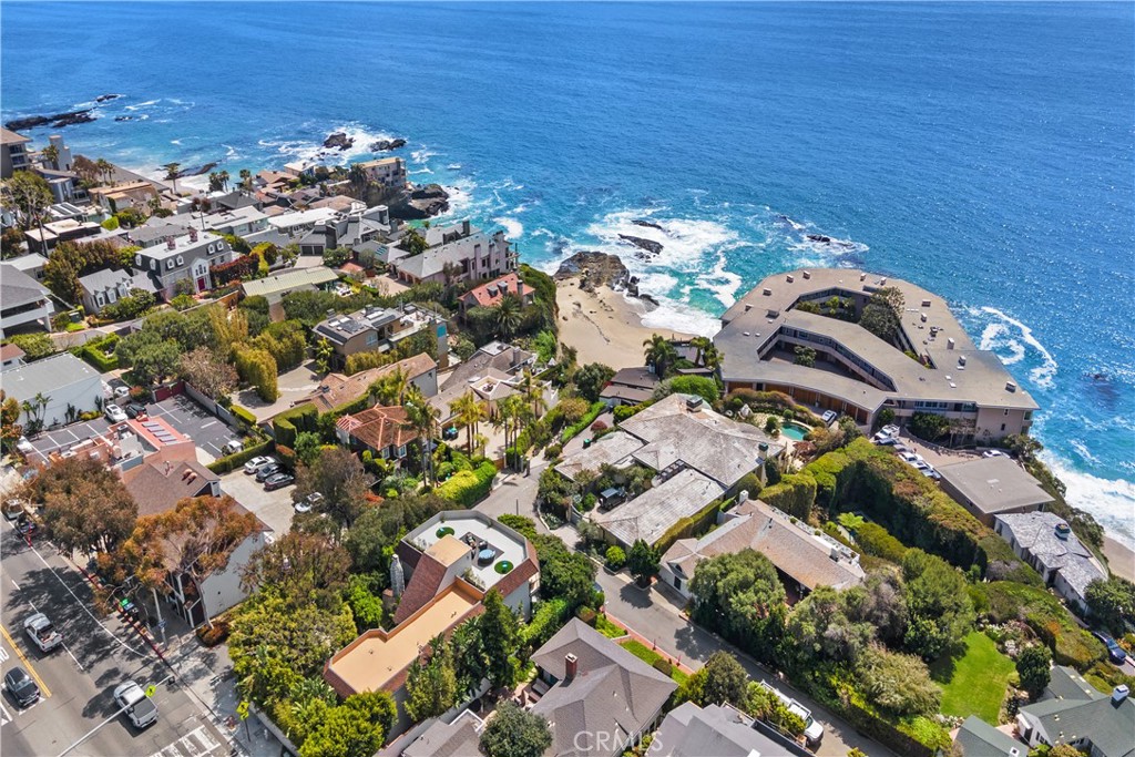 Laguna Beach, California, 92651, United States, 4 Bedrooms Bedrooms, ,4 BathroomsBathrooms,Residential,For Sale,1787523