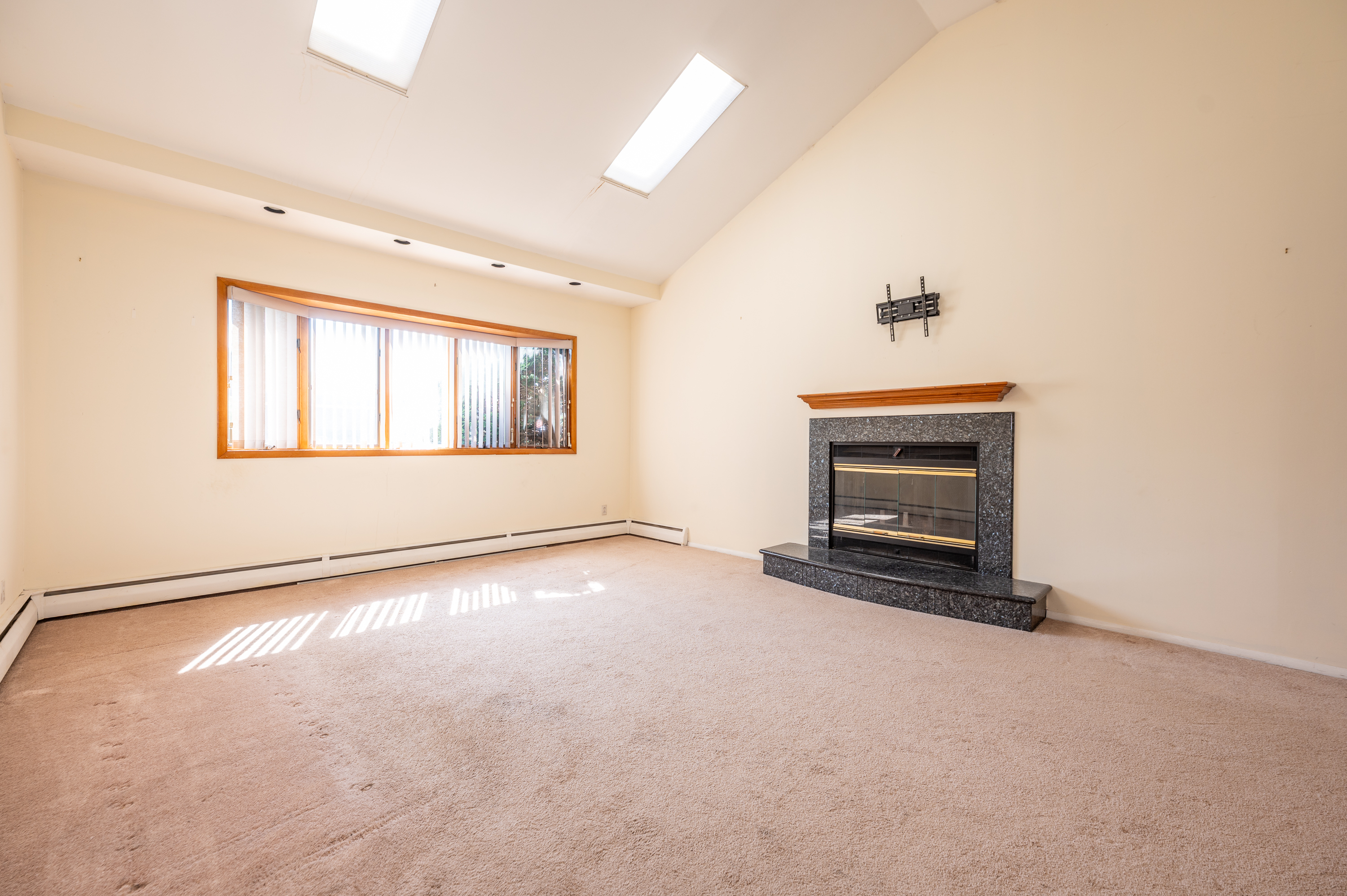  167 Maple Avenue, East Meadow, NY, 11554 - 物件實景