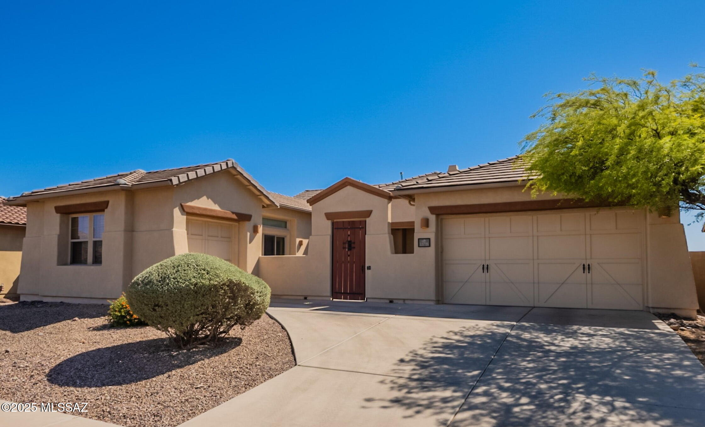 Tucson, Arizona, 85755, United States, 4 Bedrooms Bedrooms, ,3 BathroomsBathrooms,Residential,For Sale,1850076
