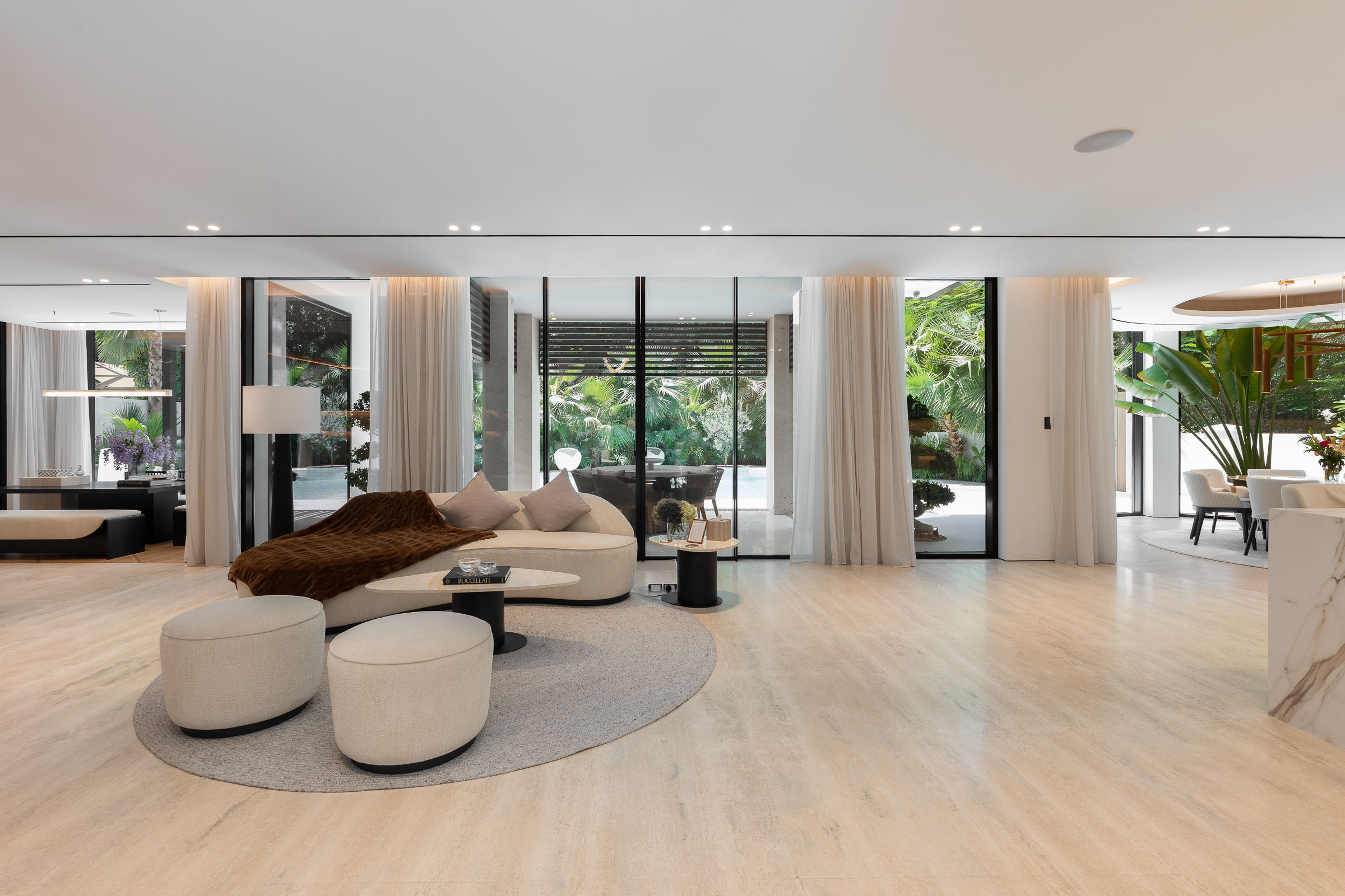  Majestic Ready-to-Move Villa in JGE - 物件實景