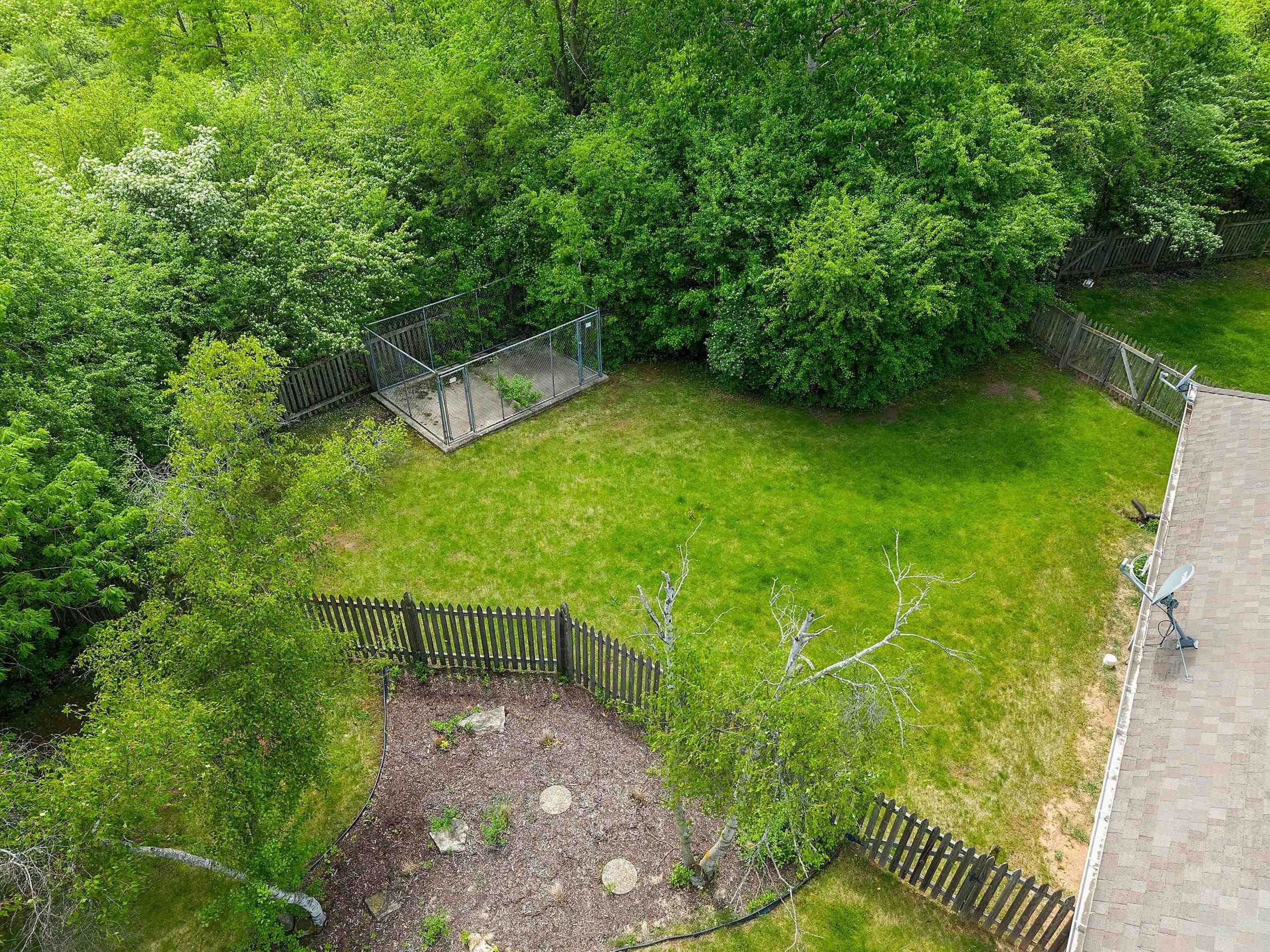 DE PERE, Wisconsin, 54115-9240, United States, 4 Bedrooms Bedrooms, ,4 BathroomsBathrooms,Residential,For Sale,2048017