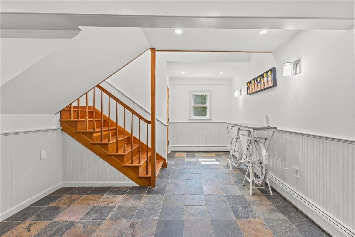 Stowe, Vermont, 05672, United States, 4 Bedrooms Bedrooms, ,3 BathroomsBathrooms,Residential,For Sale,1890997