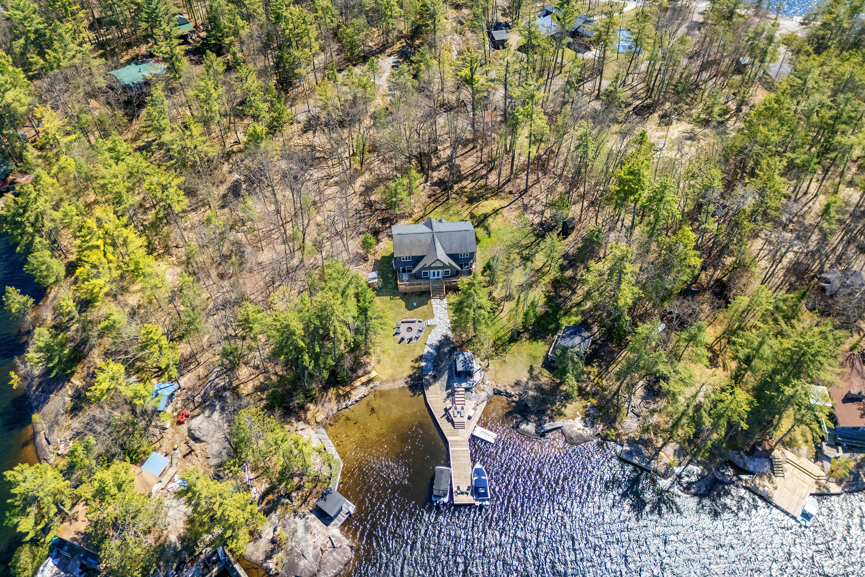 Stunning Go Home Lake Retreat - 物件實景