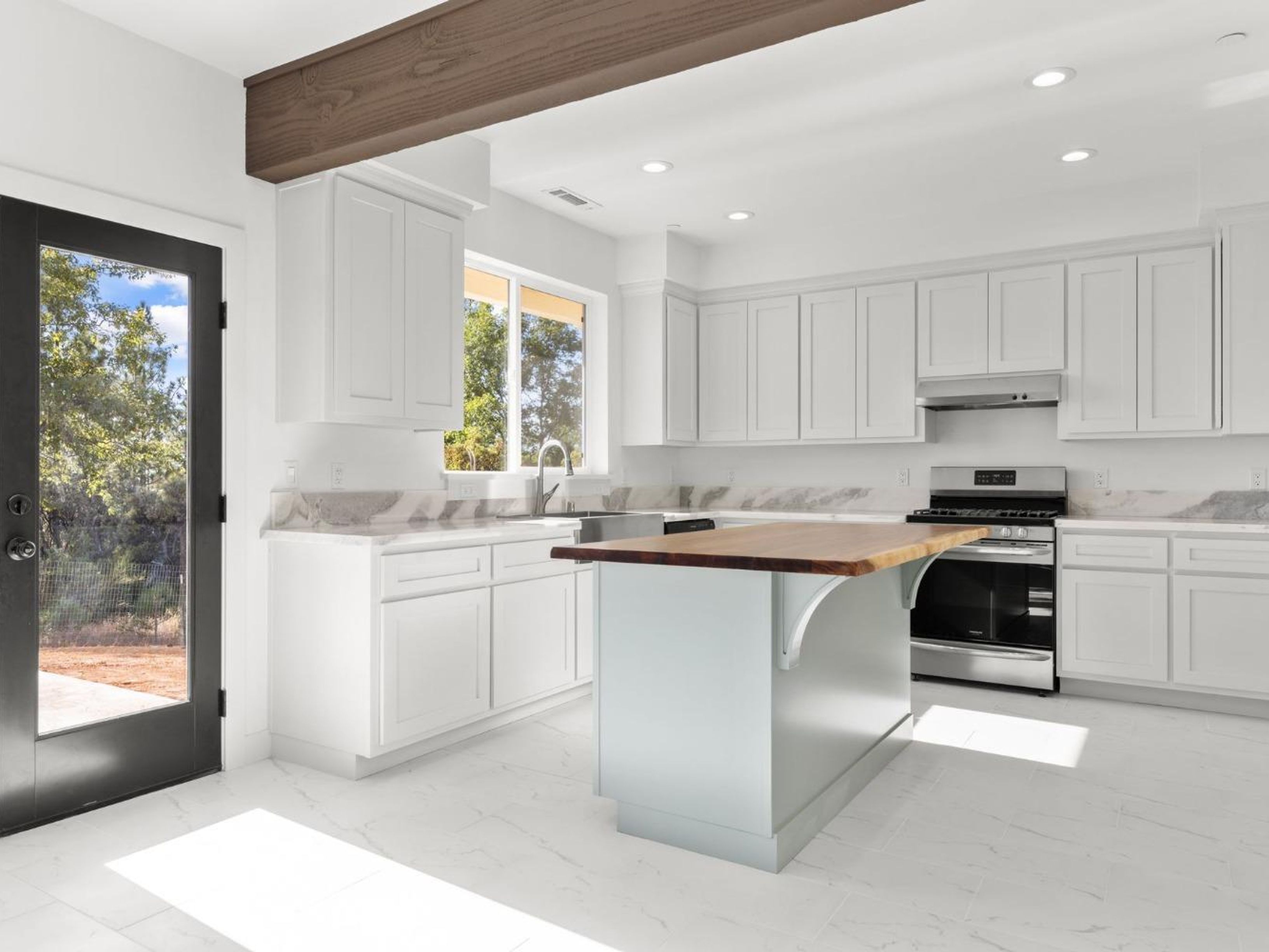  5915 Traverse Creek Road, Garden Valley, CA 95633 - 物件實景