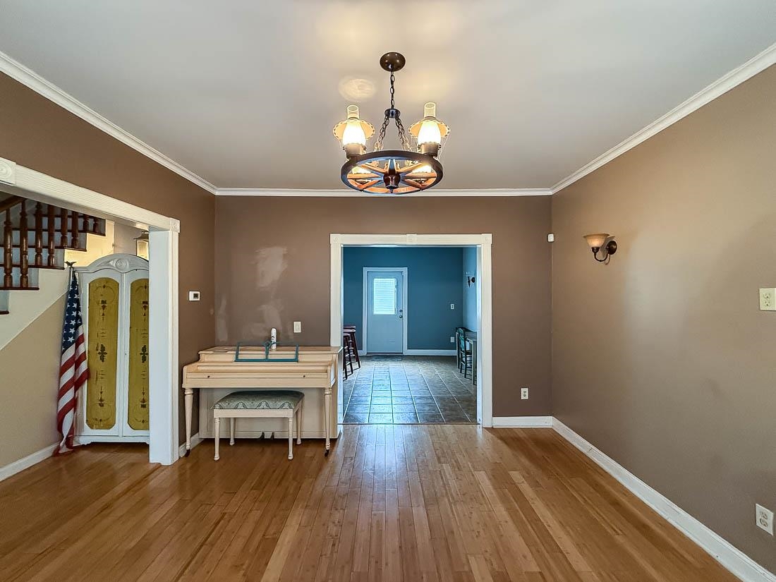 Jersey City, New Jersey, 07307, United States, 4 Bedrooms Bedrooms, ,2 BathroomsBathrooms,Residential,For Sale,1991829