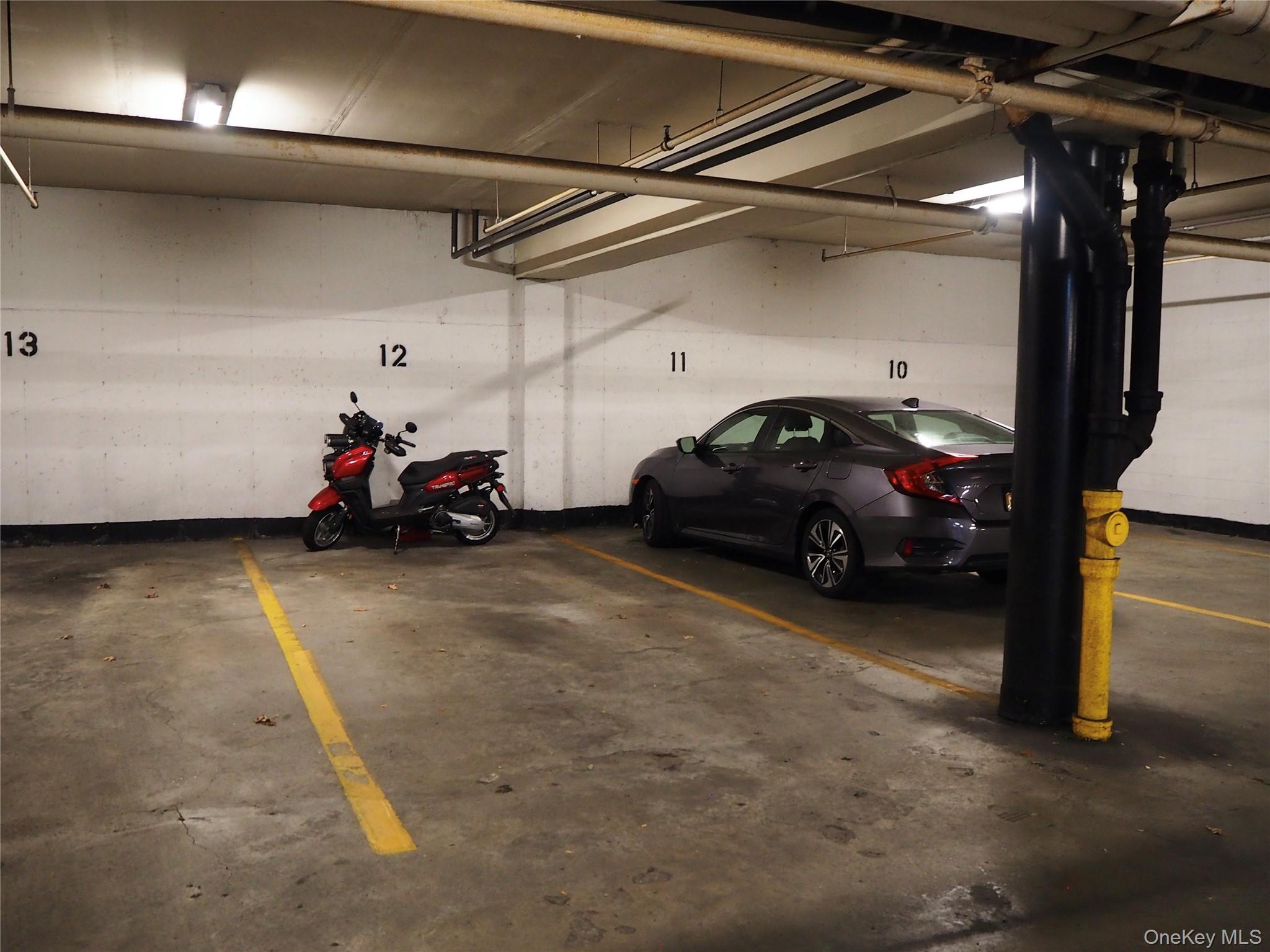 White Plains, New York, 10605, United States, 1 Bedroom Bedrooms, ,2 BathroomsBathrooms,Residential,For Sale,1988254