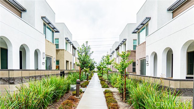 Ontario, California, 91761, United States, 2 Bedrooms Bedrooms, ,2 BathroomsBathrooms,Residential,For Sale,1993844