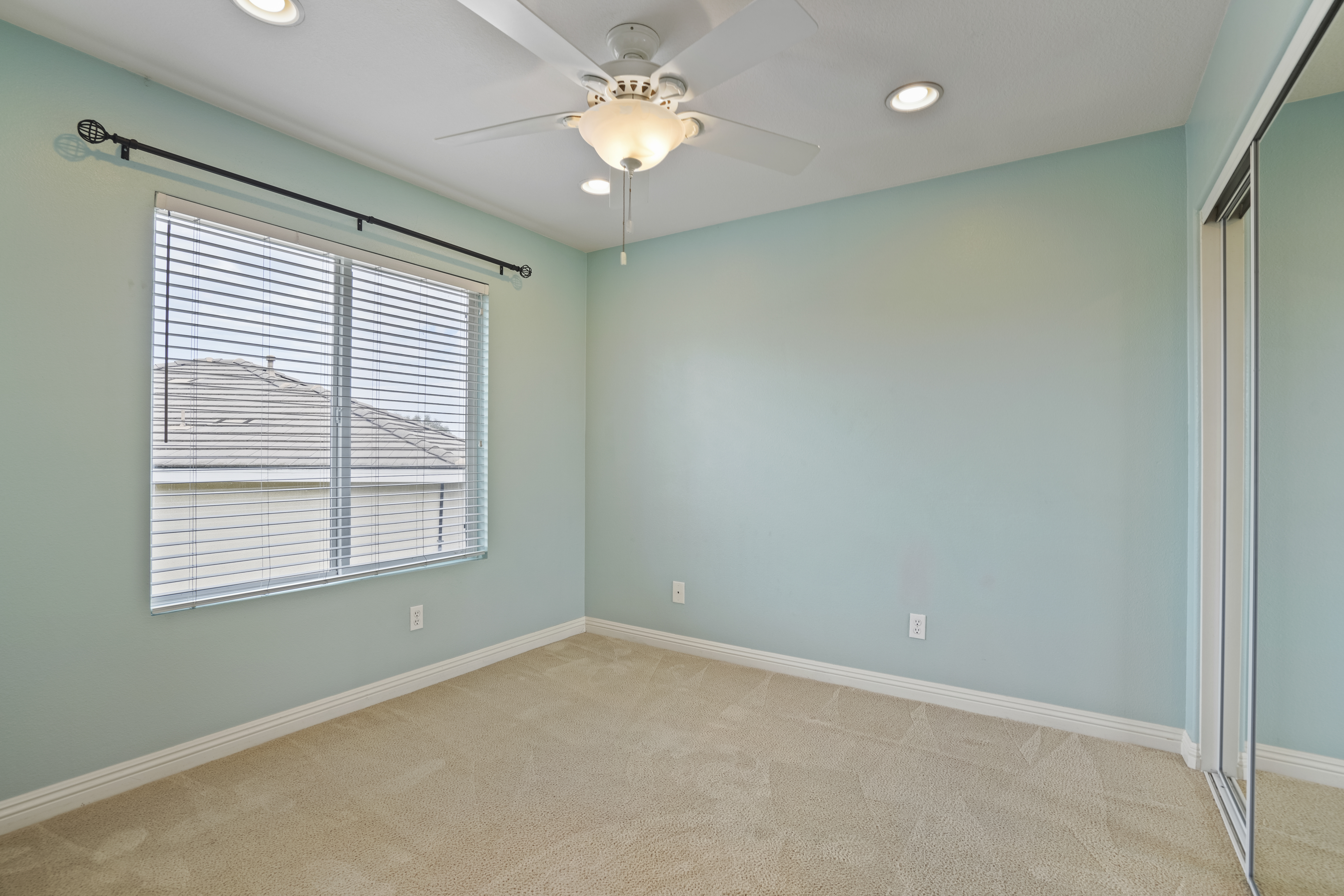  2496 Maxson Court, Signal Hill, CA 90755 - 物件實景