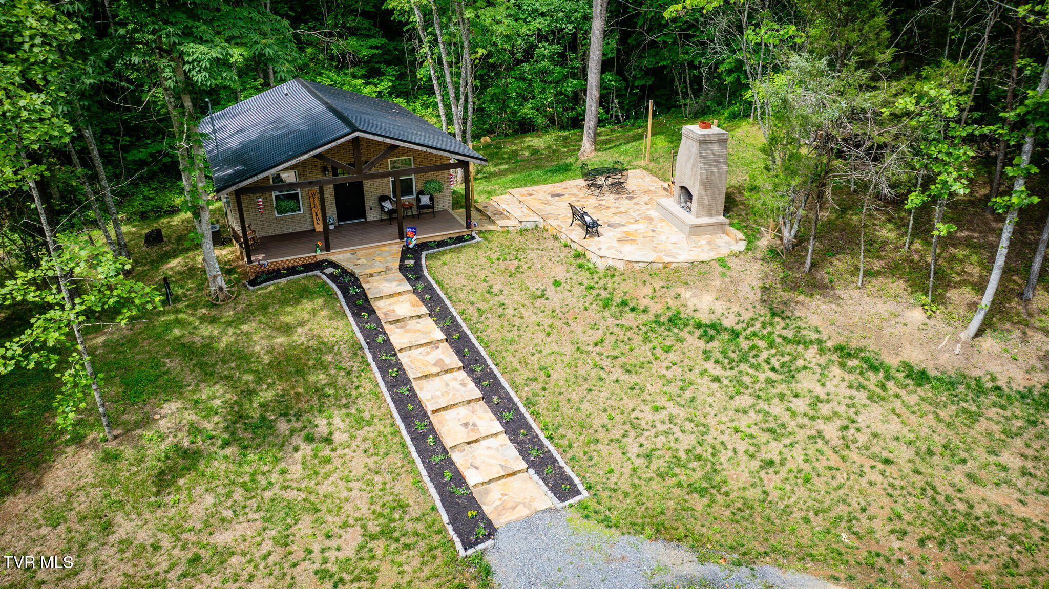 Kingsport, Tennessee, 37660, United States, 1 Bedroom Bedrooms, ,1 BathroomBathrooms,Residential,For Sale,1973991