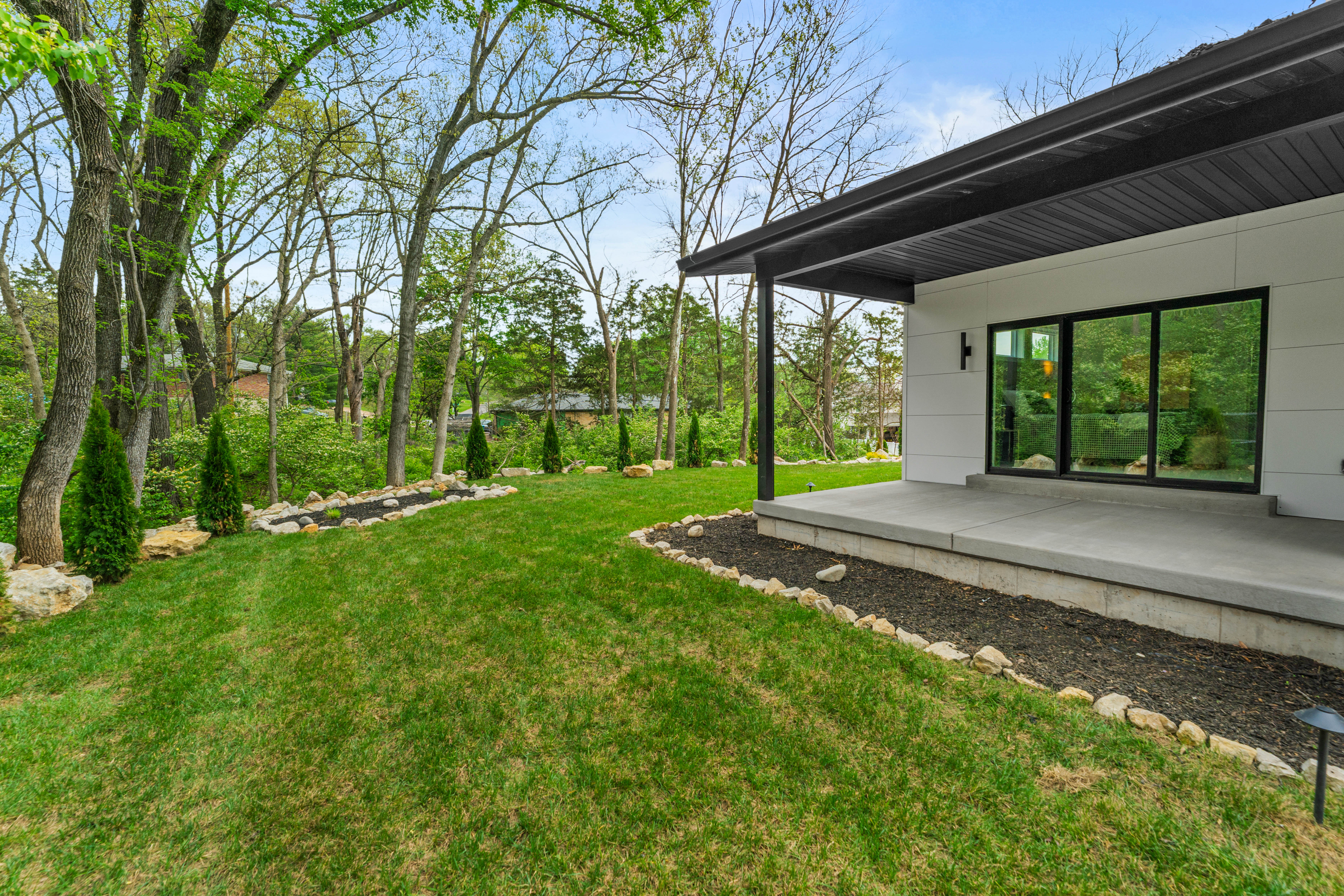  Brand-new Mid-Century Modern Masterpiece Situated on Over 4 Private Acres - 物件實景