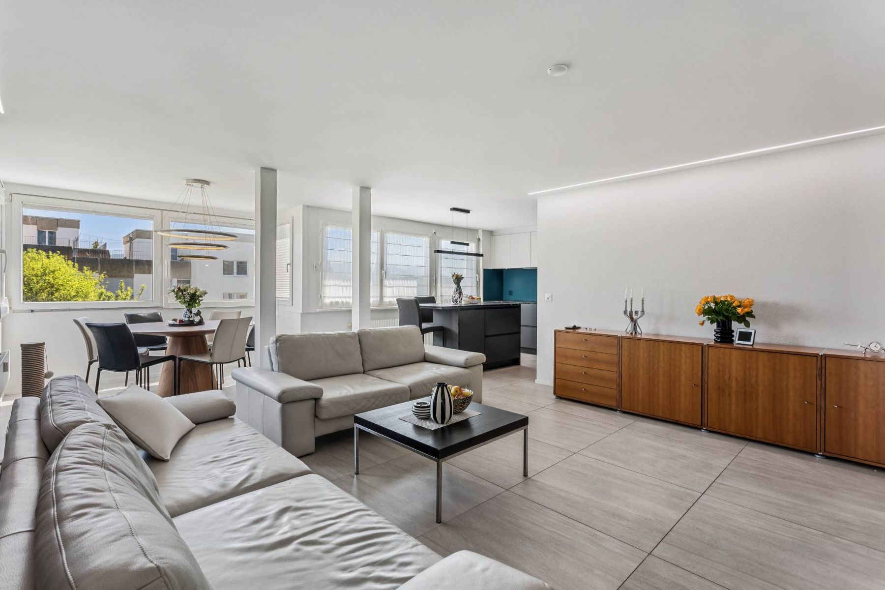  Magnificent renovated 4.5-room apartment - 物件實景
