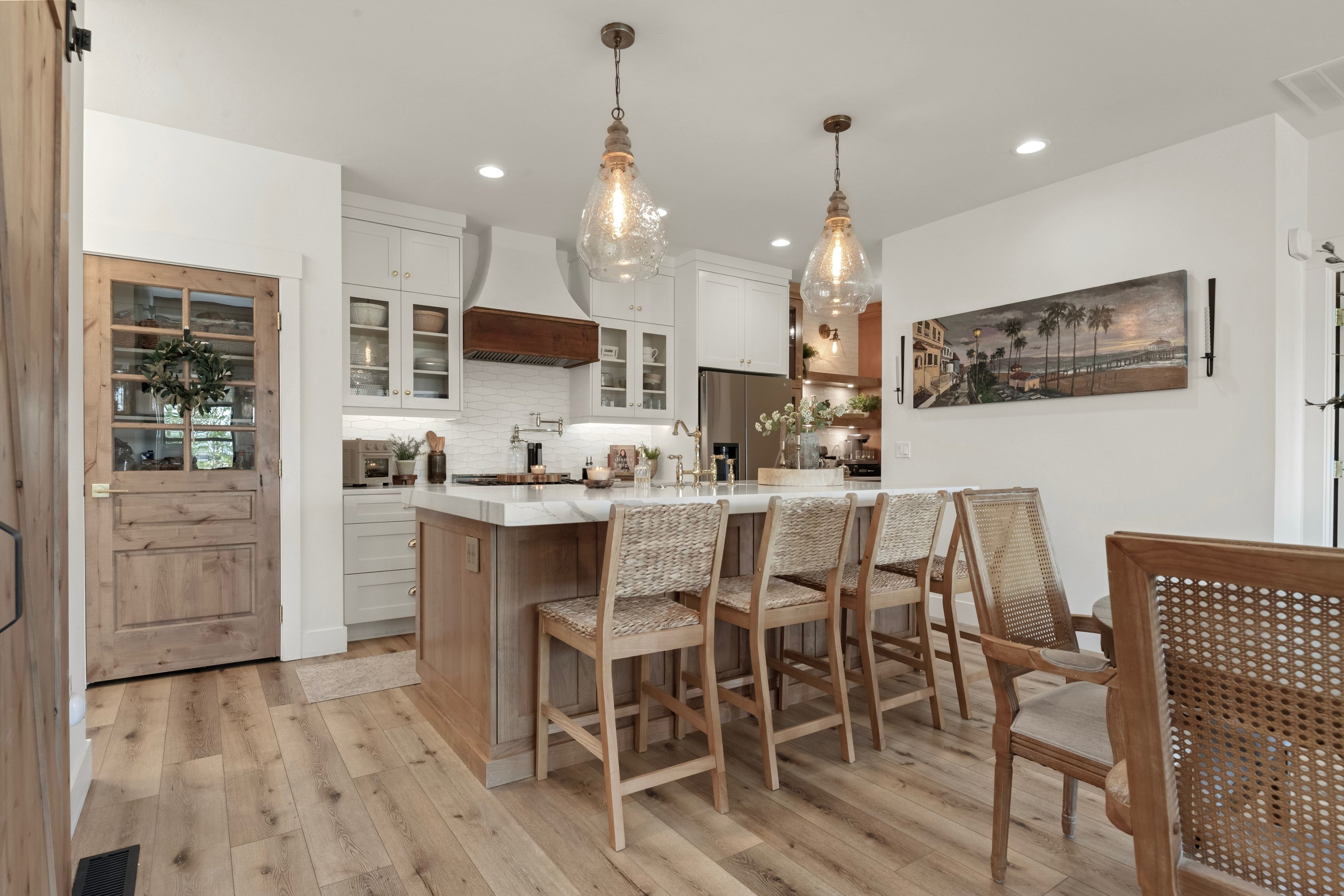  Multi-Generational Luxury with Mountain Views - 物件實景