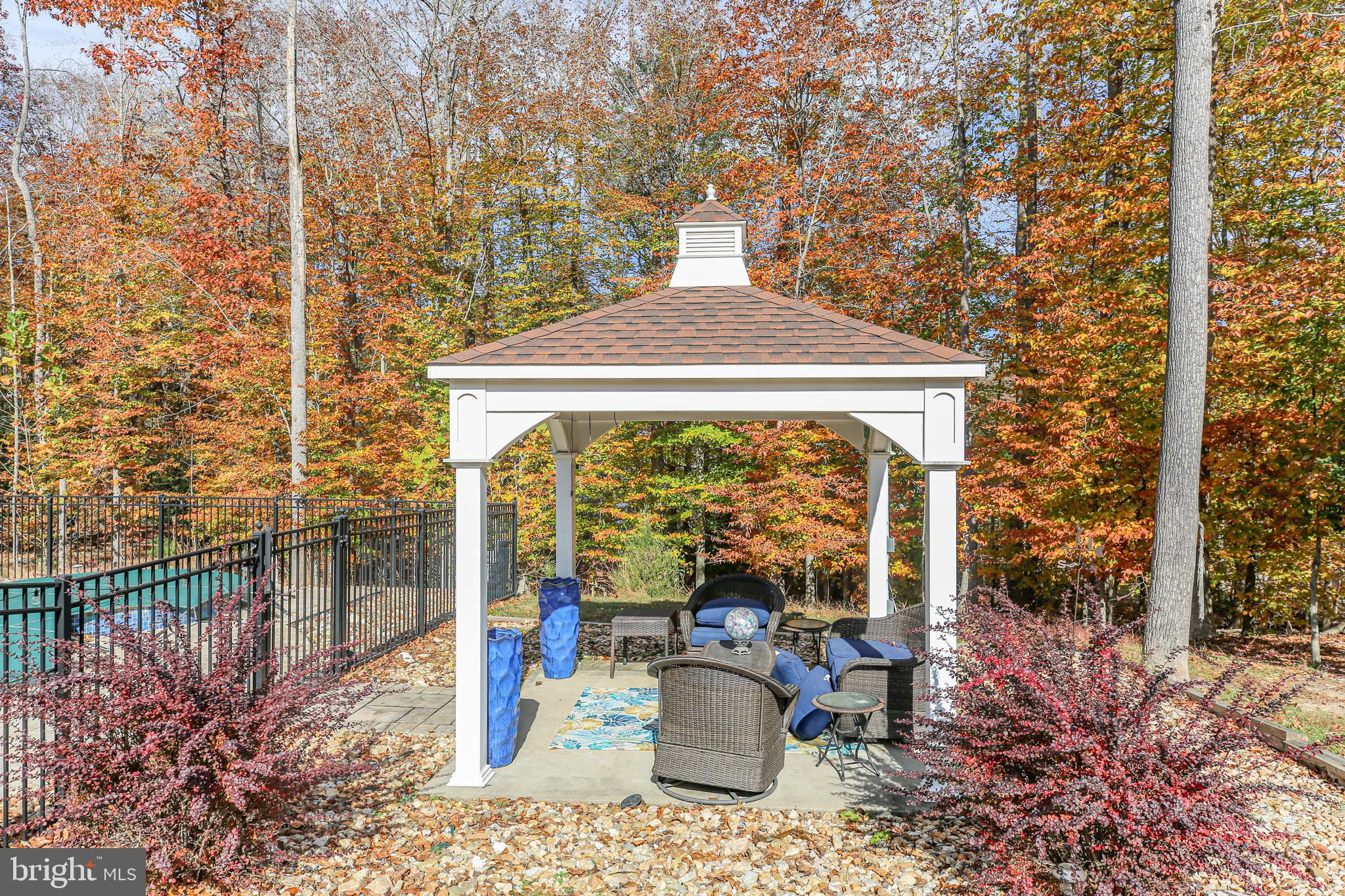 Woodbridge, Virginia, 22192, United States, 5 Bedrooms Bedrooms, ,5 BathroomsBathrooms,Residential,For Sale,1987362