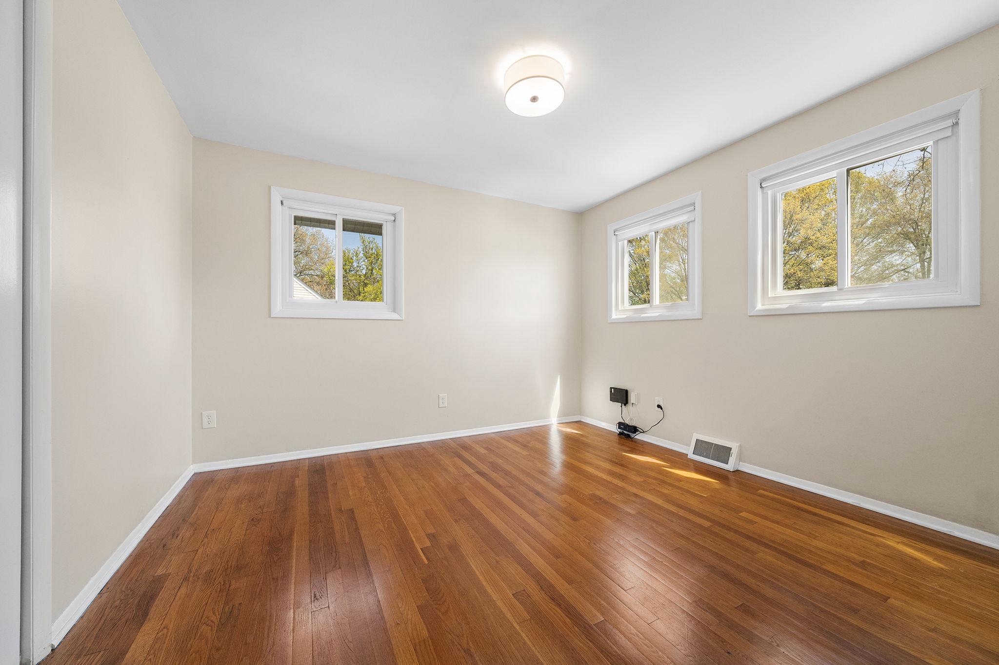  8508 Crowley Place, Alexandria, VA, 22308 - 物件實景