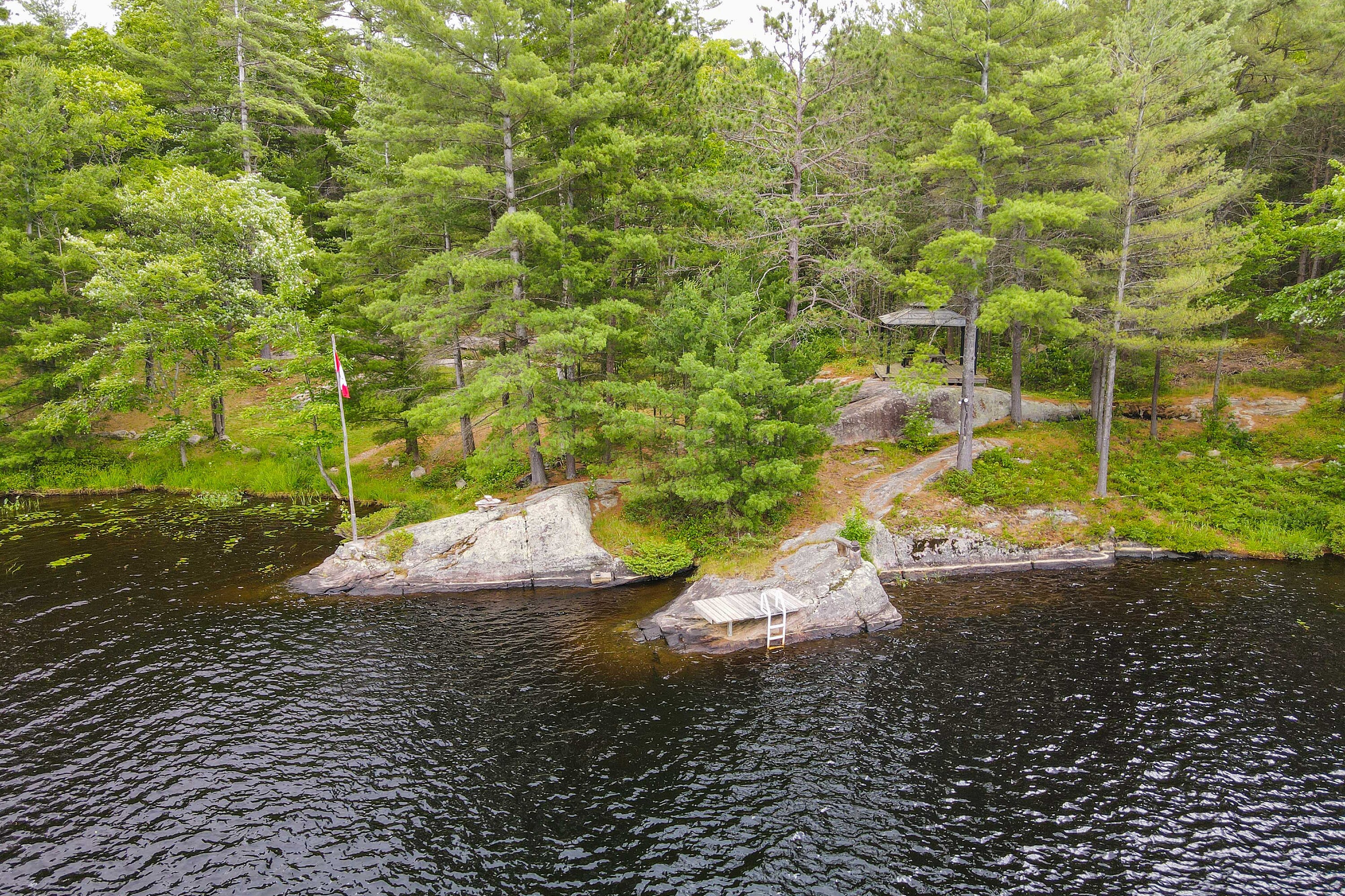  Boat Access Cottage on Kahshe - 物件實景