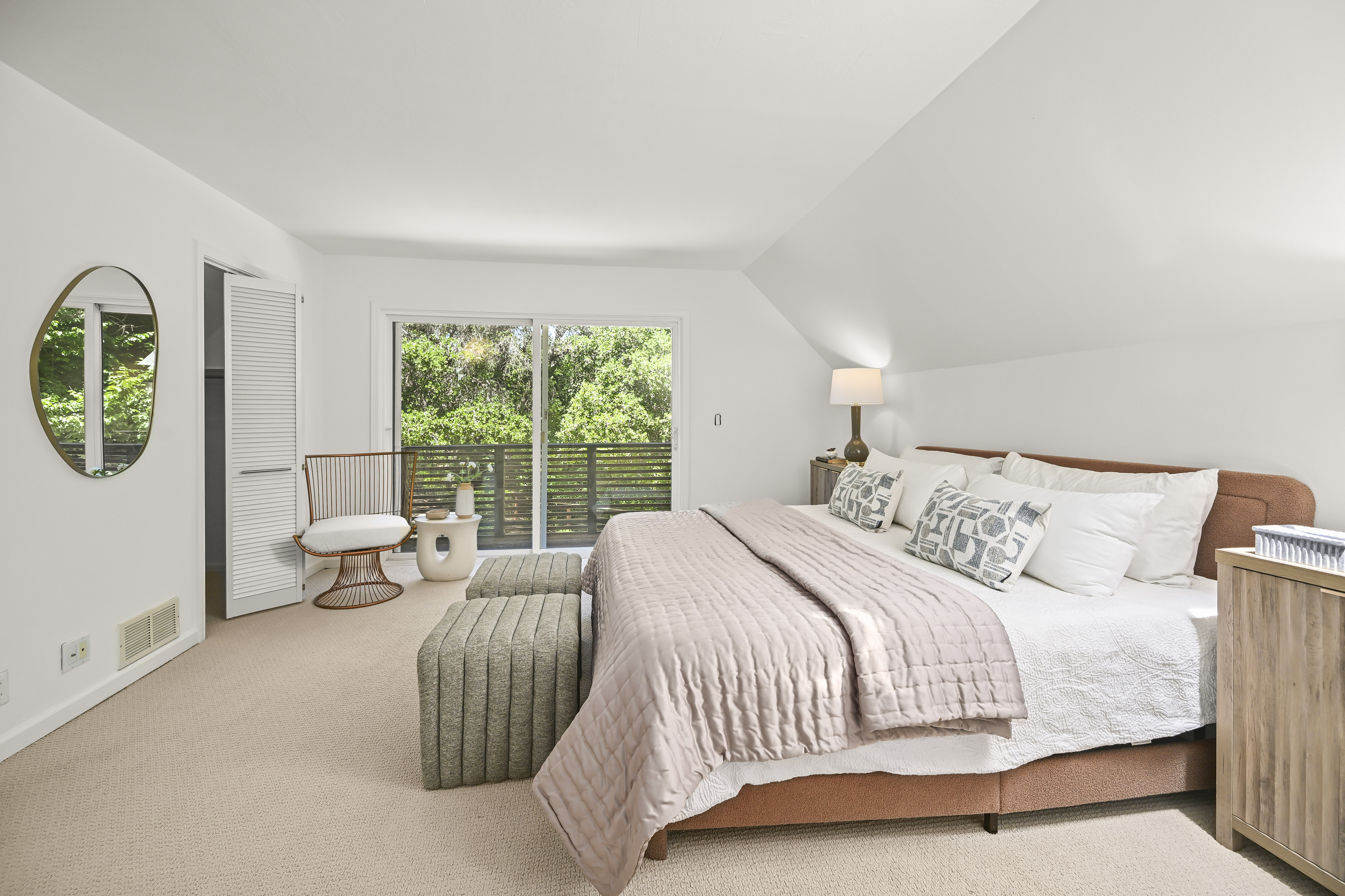  Exceptional Creekside Home in Desirable Saranap - 物件實景