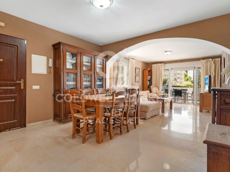 Marbella, Andalusia, ES, 3 Bedrooms Bedrooms, ,3 BathroomsBathrooms,Residential,For Sale,1901057