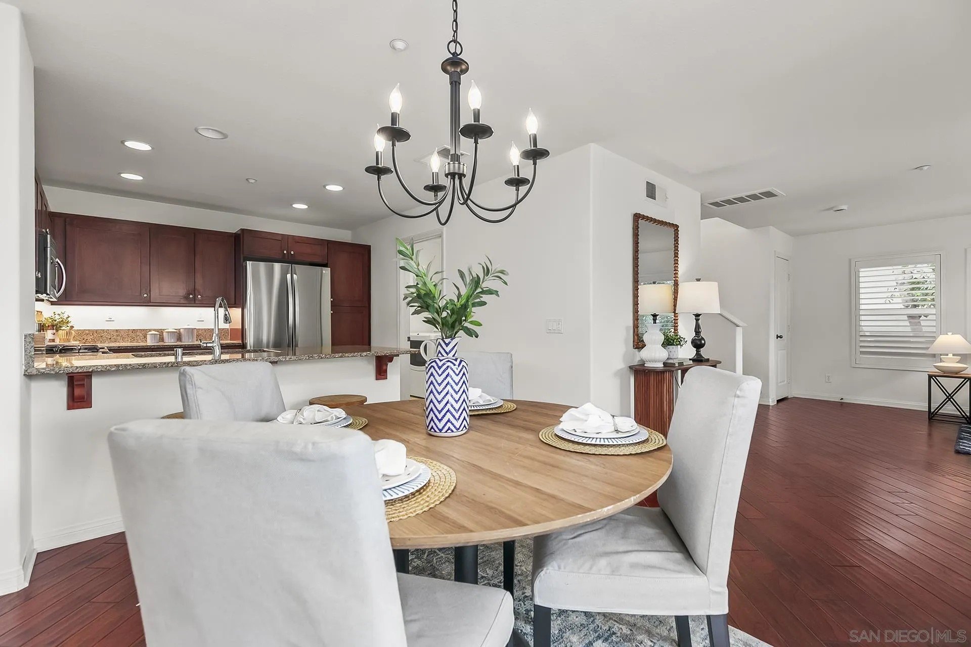 San Diego, California, 92106, United States, 2 Bedrooms Bedrooms, ,3 BathroomsBathrooms,Residential,For Sale,1919740
