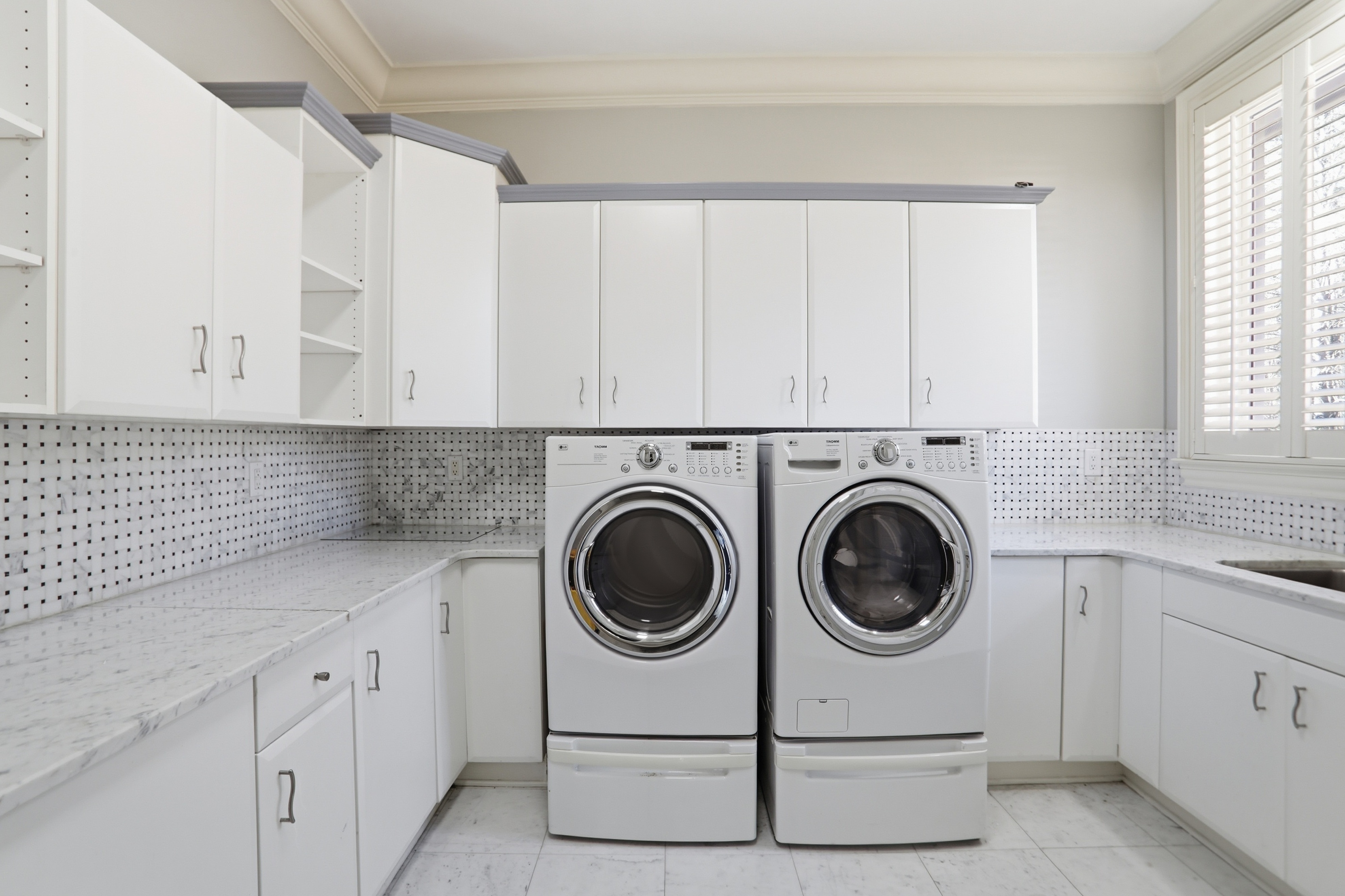 Atlanta, Georgia, 30349, United States, 6 Bedrooms Bedrooms, ,9 BathroomsBathrooms,Residential,For Sale,2013392