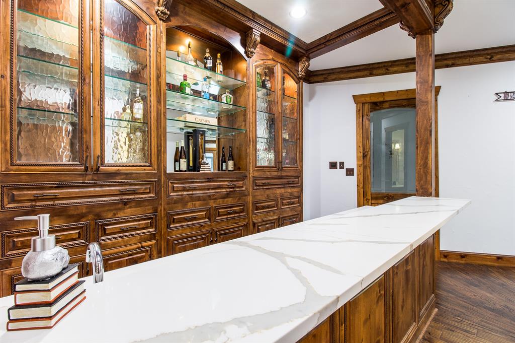 Italy, Texas, 76651, United States, 8 Bedrooms Bedrooms, ,6 BathroomsBathrooms,Residential,For Sale,1975477