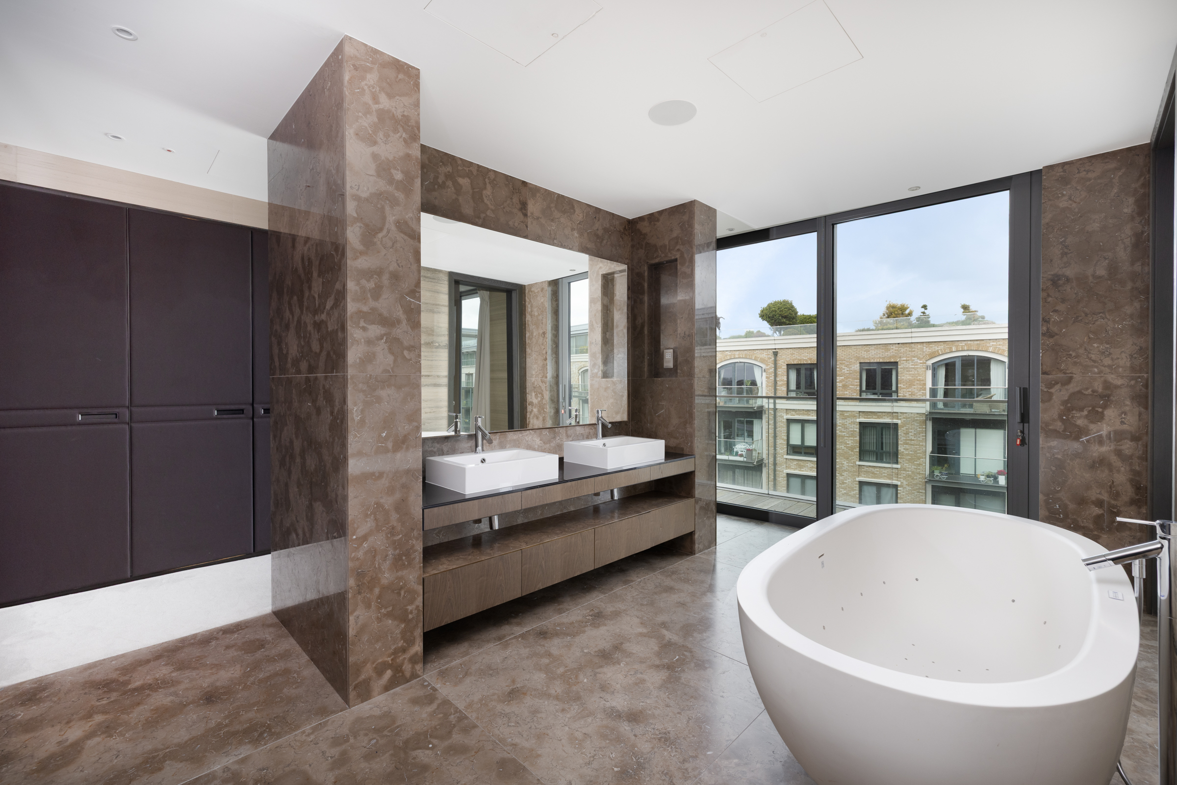  Striking penthouse with panoramic vistas of the Thames - 物件實景