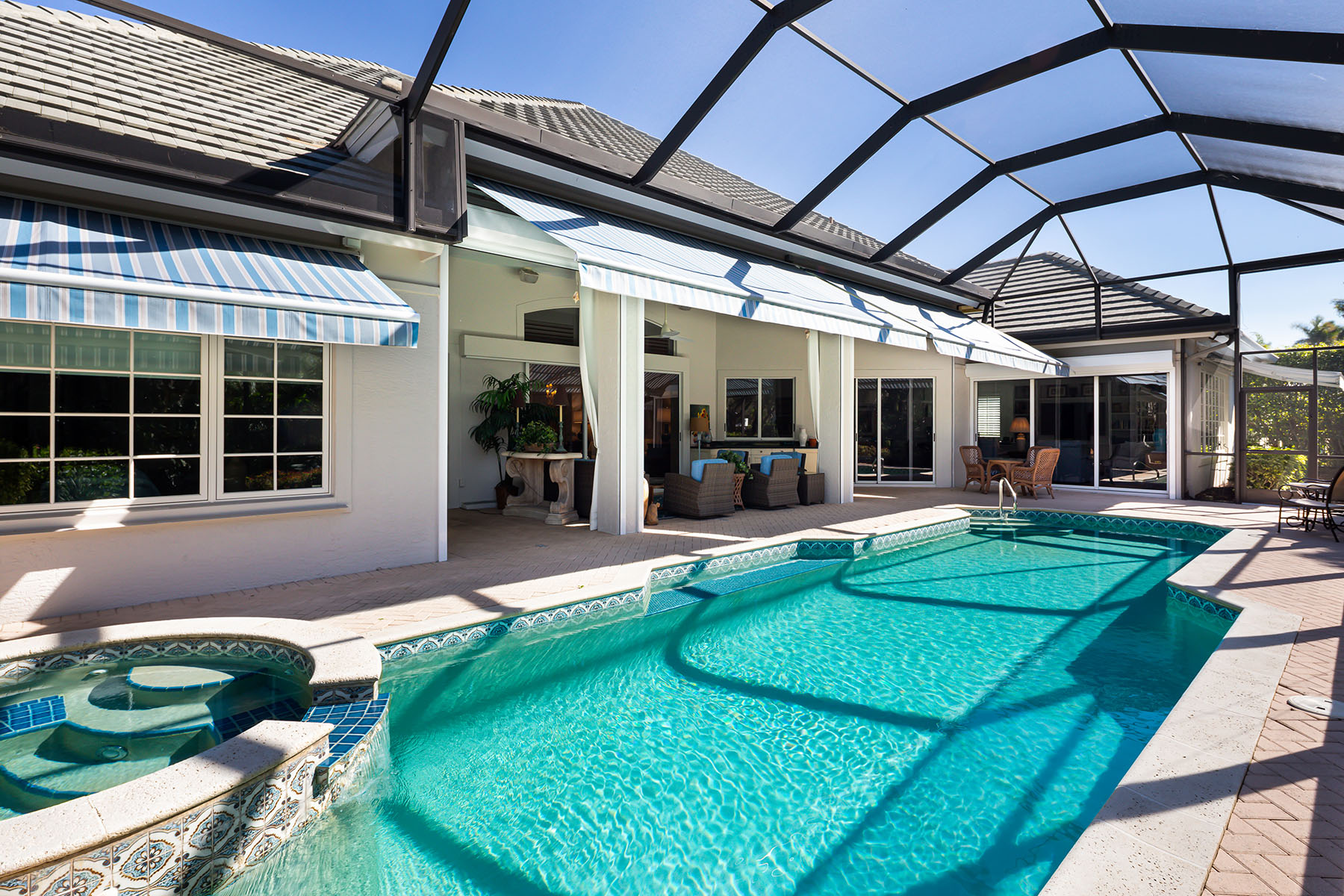  PELICAN BAY - BARRINGTON - 物件實景