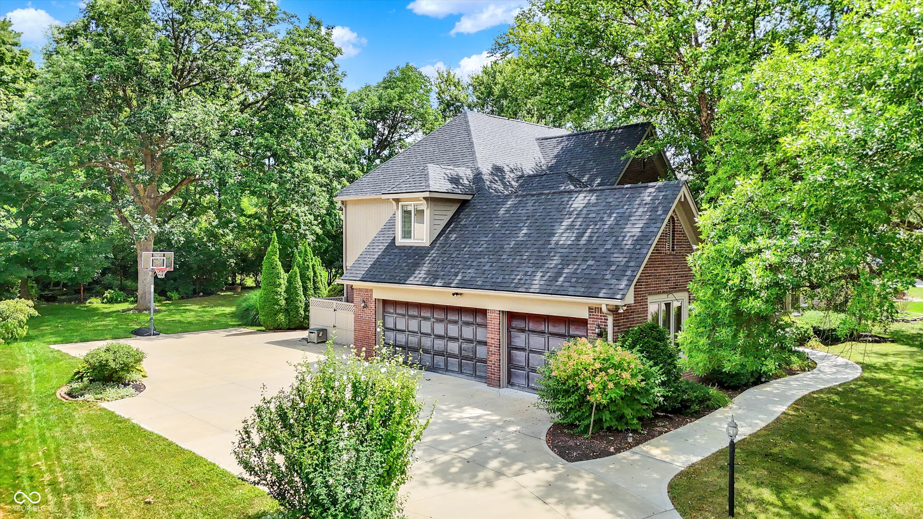 Indianapolis, Indiana, 46236, United States, 4 Bedrooms Bedrooms, ,4 BathroomsBathrooms,Residential,For Sale,1937077