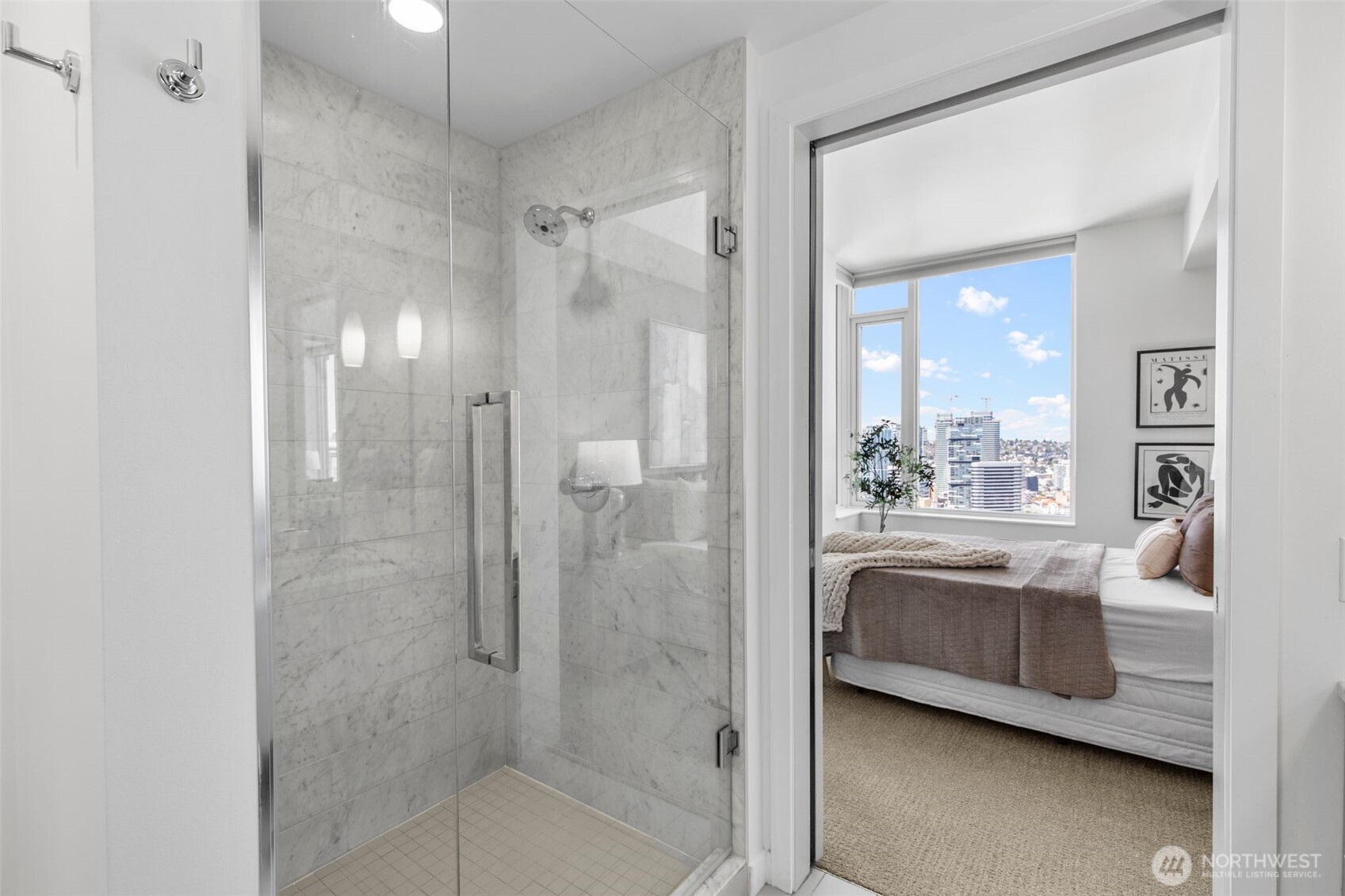 Seattle, Washington, 98101, United States, 2 Bedrooms Bedrooms, ,1 BathroomBathrooms,Residential,For Sale,1897094